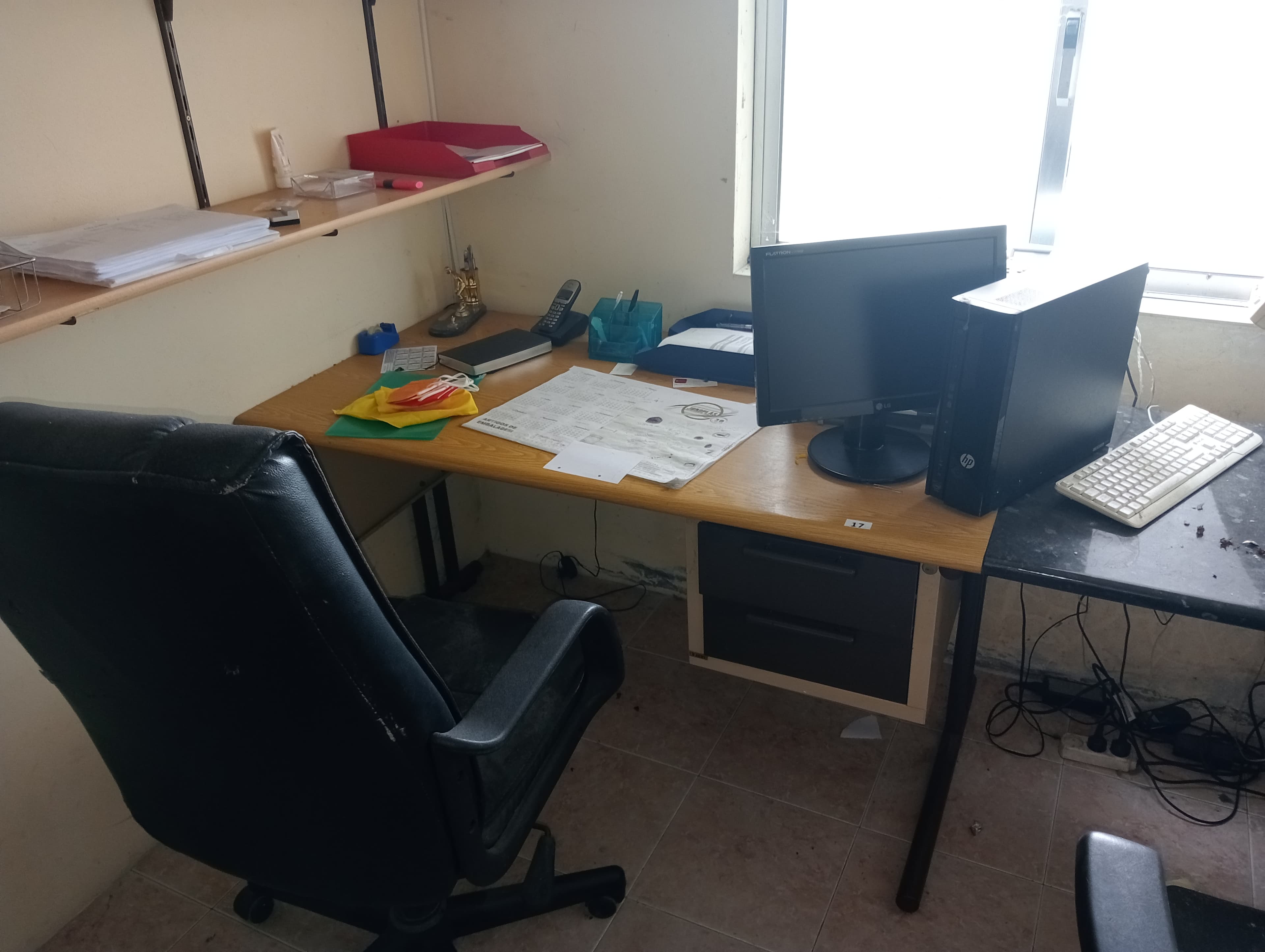 Equipamento de Escritório — imagem 1