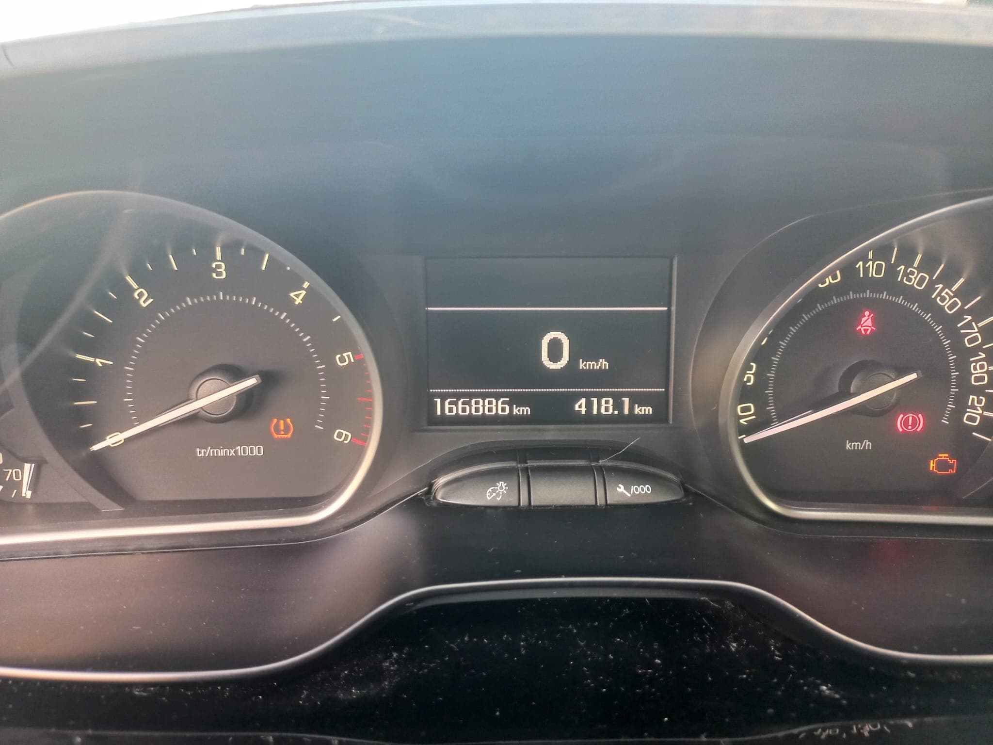 Peugeot 208 · Ano 2017 — imagem 14