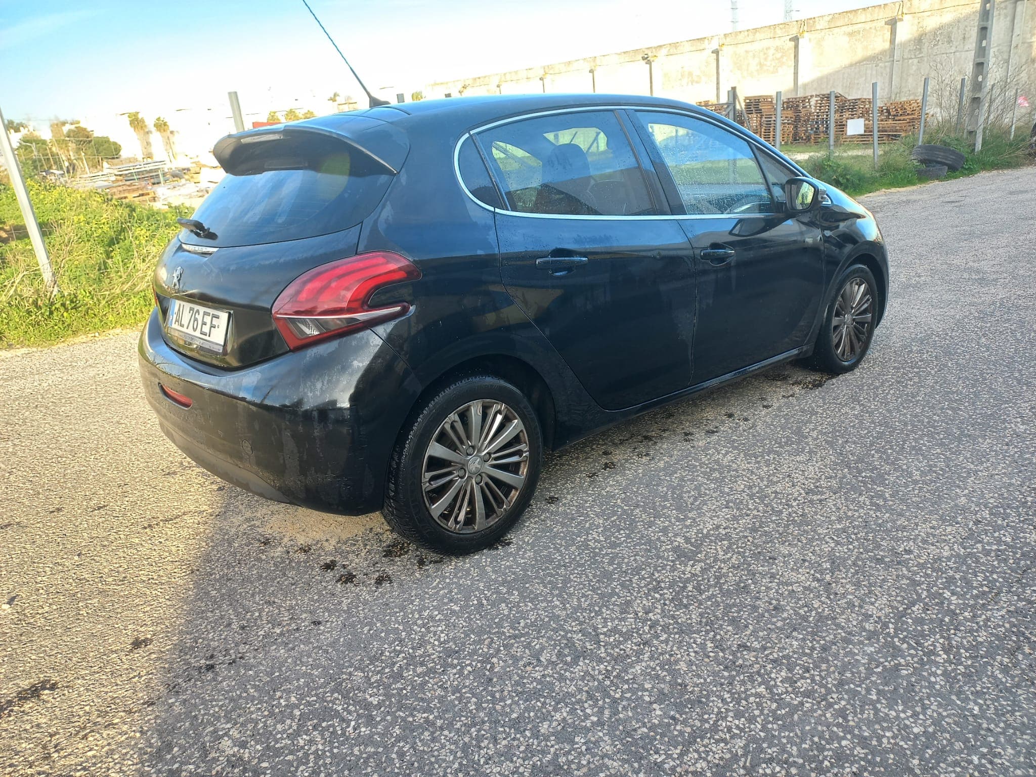 Peugeot 208 · Ano 2017 — imagem 8