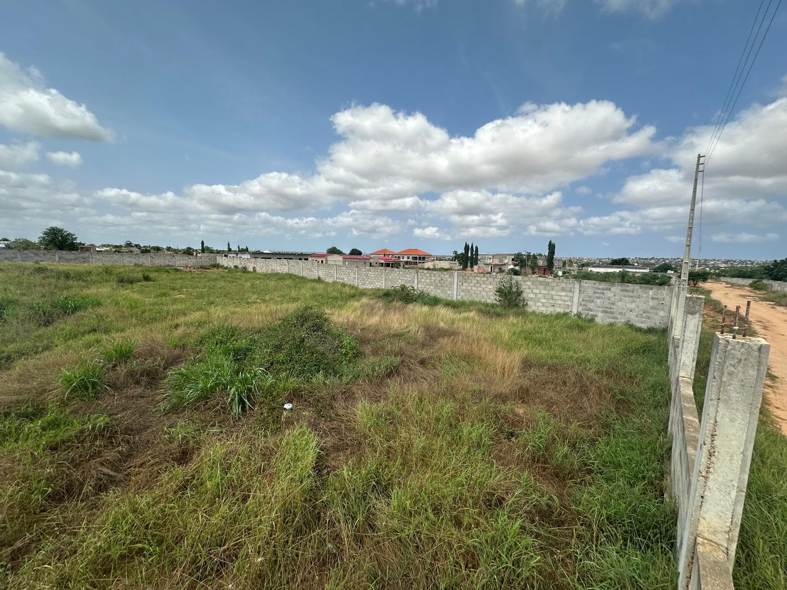 Terreno Urbano com Potencial de Valorização – Morro dos Veados, Luanda — imagem 5