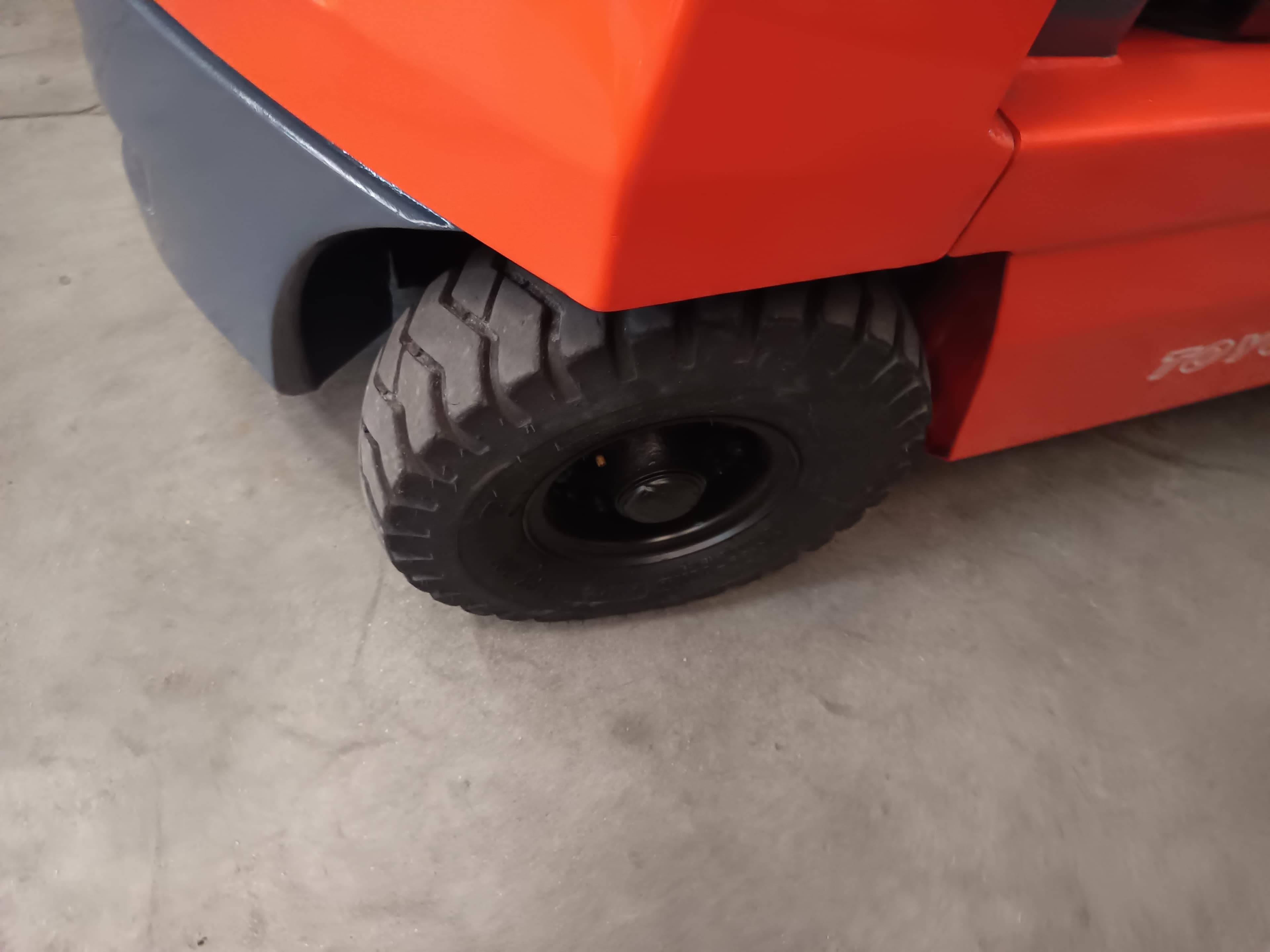 Empilhador Toyota de 2000Kg — imagem 8