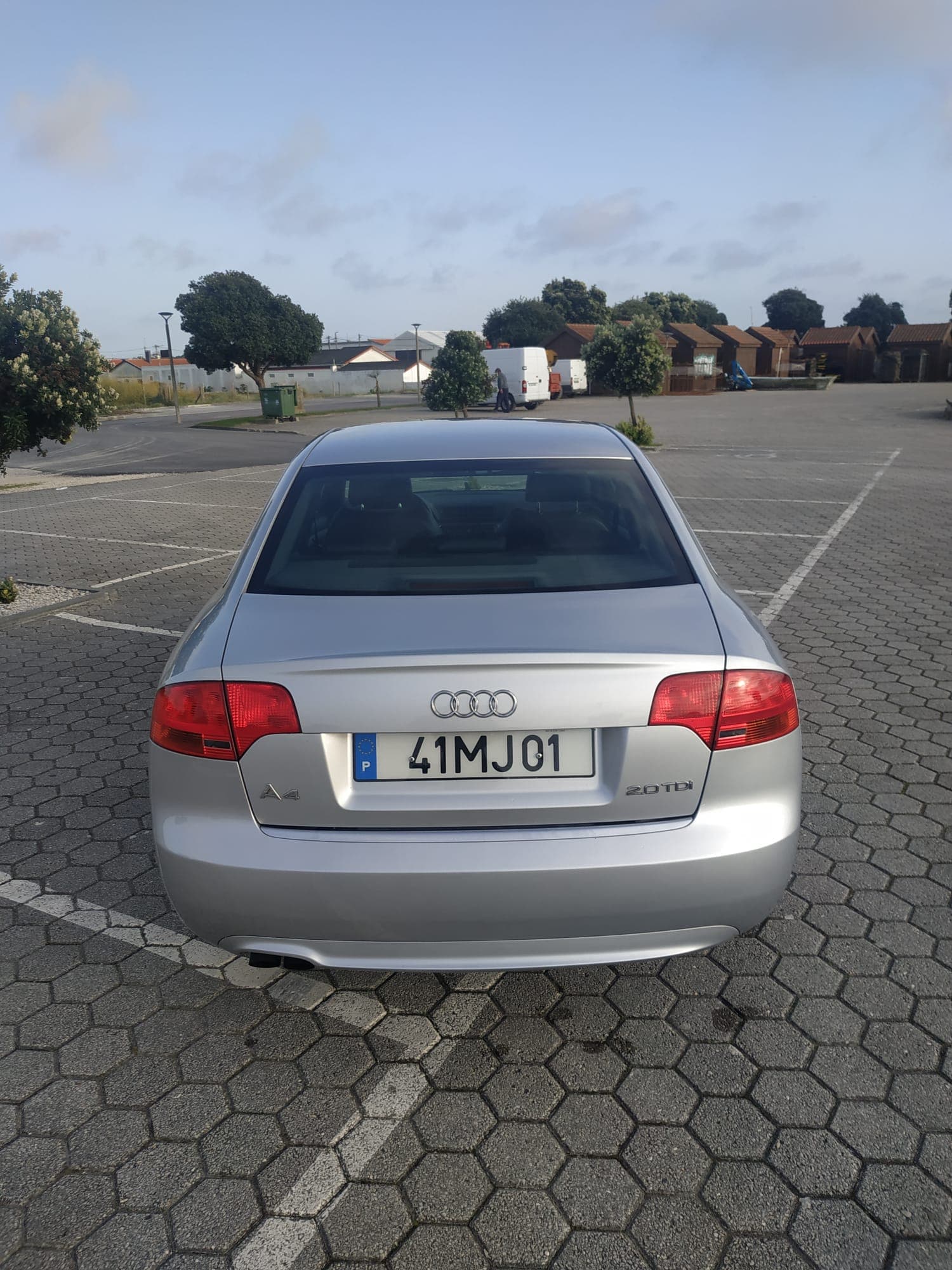 Audi A4 2.0 TDI · Ano 2007 — image 5