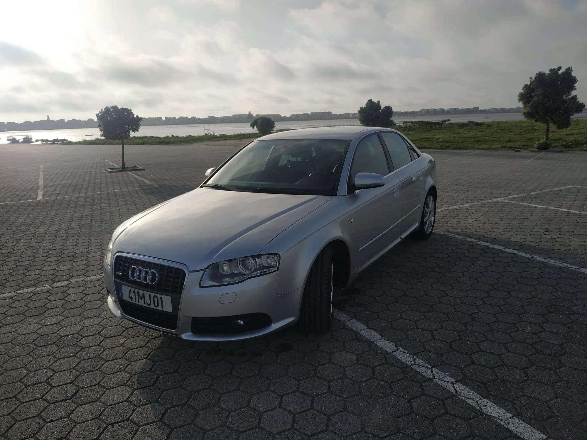 Audi A4 2.0 TDI · Ano 2007 — image 1