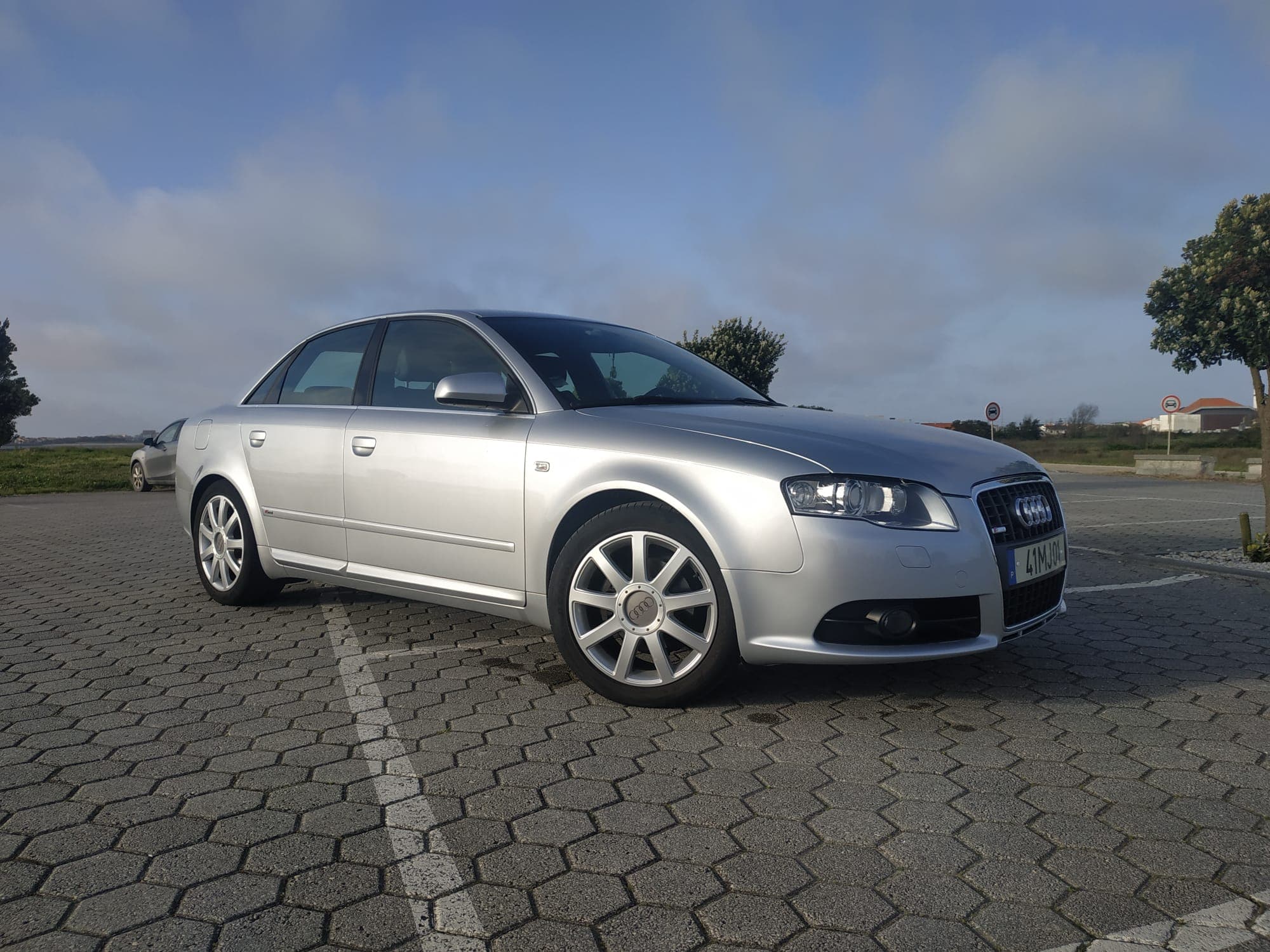 Audi A4 2.0 TDI · Ano 2007 — image 2