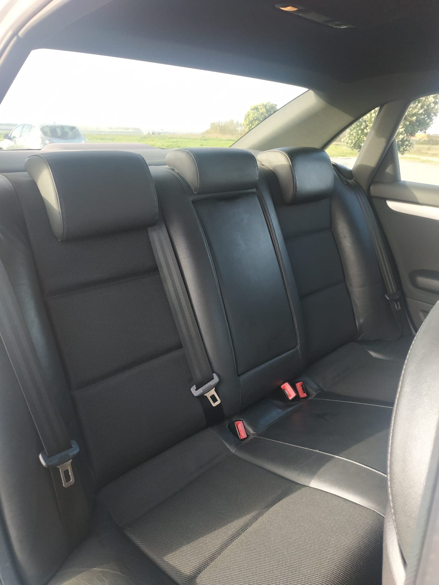 Audi A4 2.0 TDI · Ano 2007 — image 18