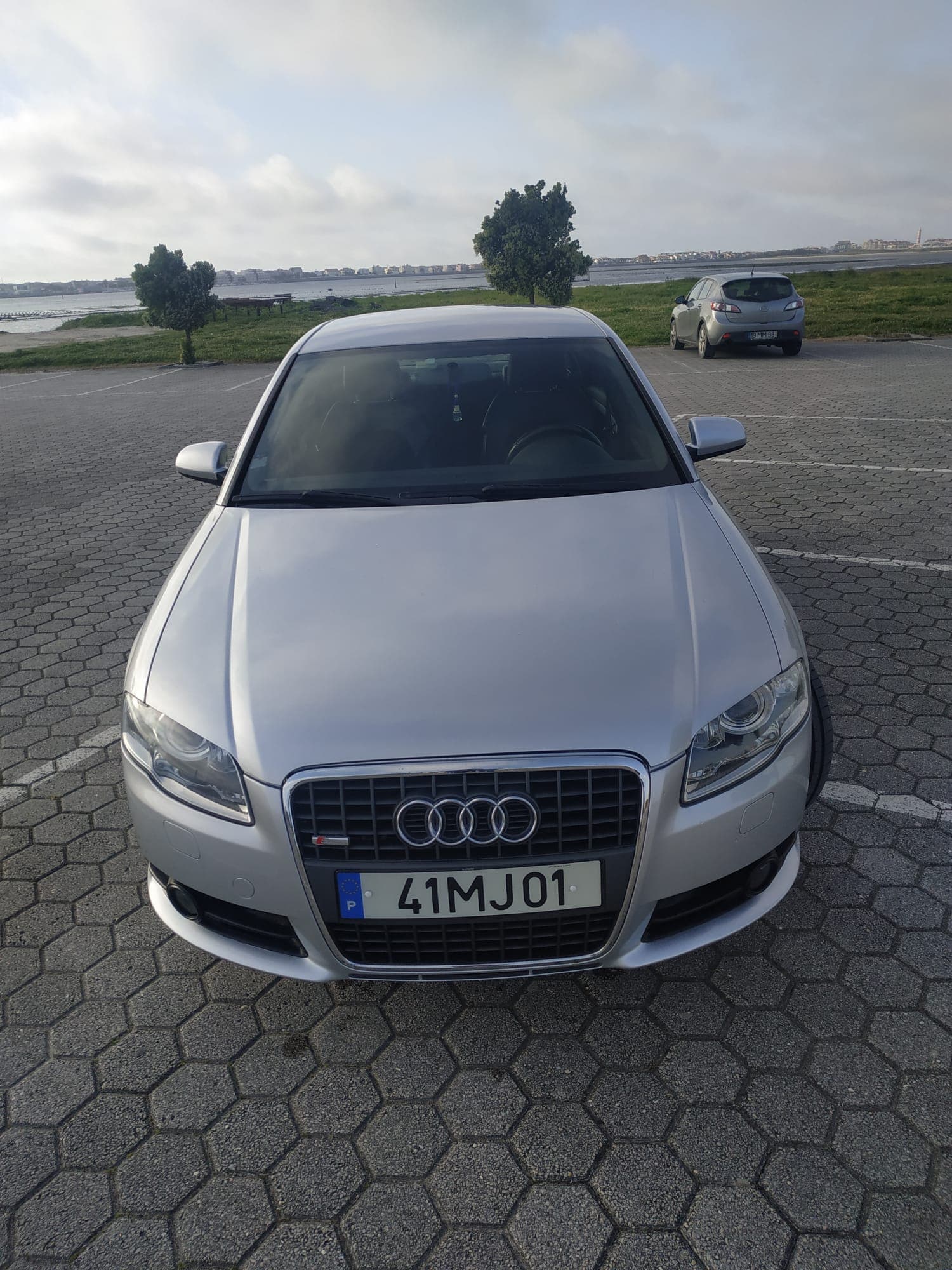 Audi A4 2.0 TDI · Ano 2007 — image 4
