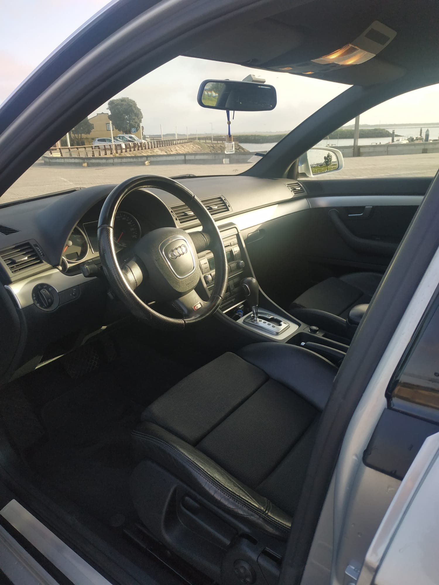 Audi A4 2.0 TDI · Ano 2007 — image 20