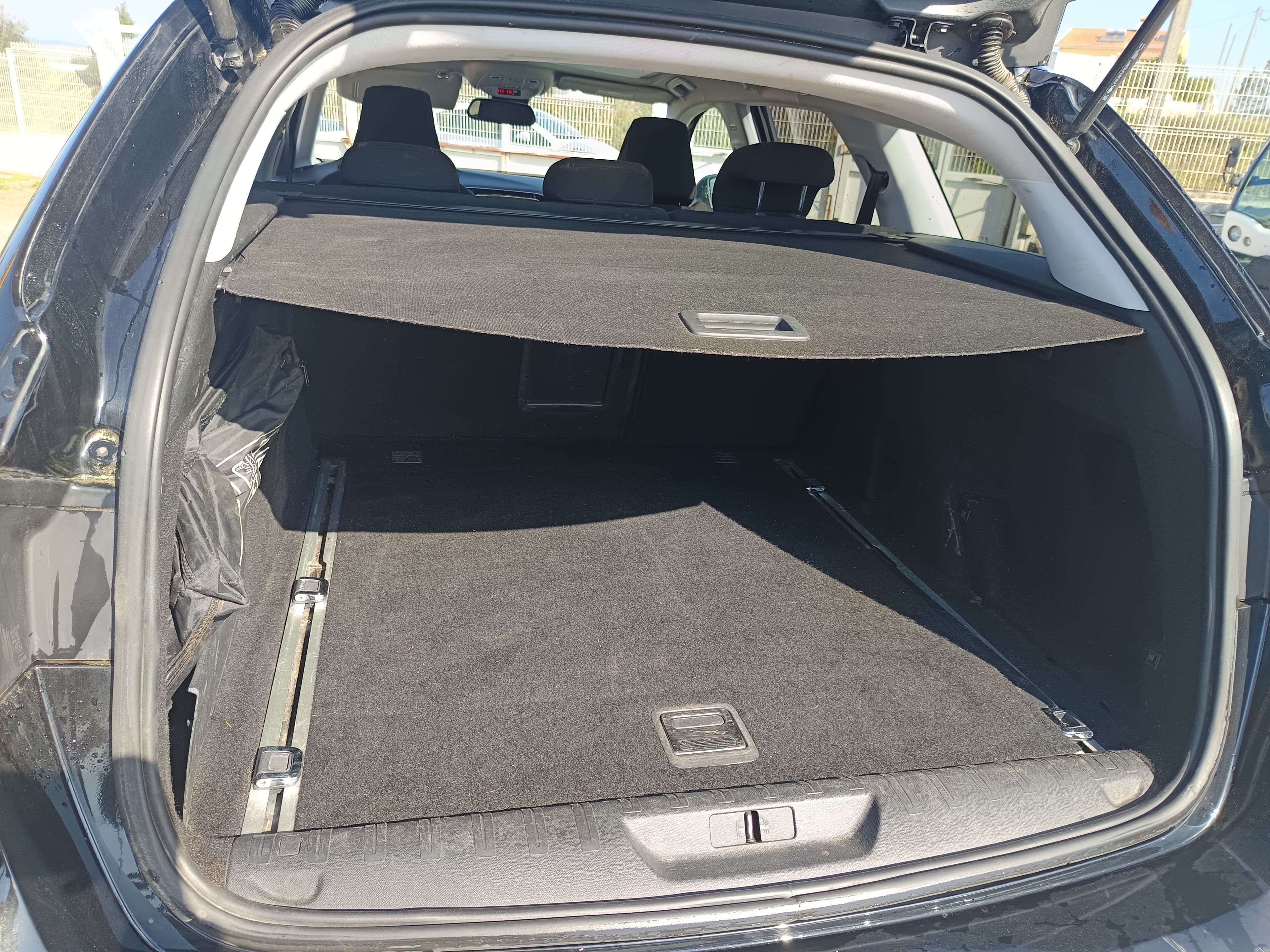 Peugeot 308 · Année 2015 — image 22