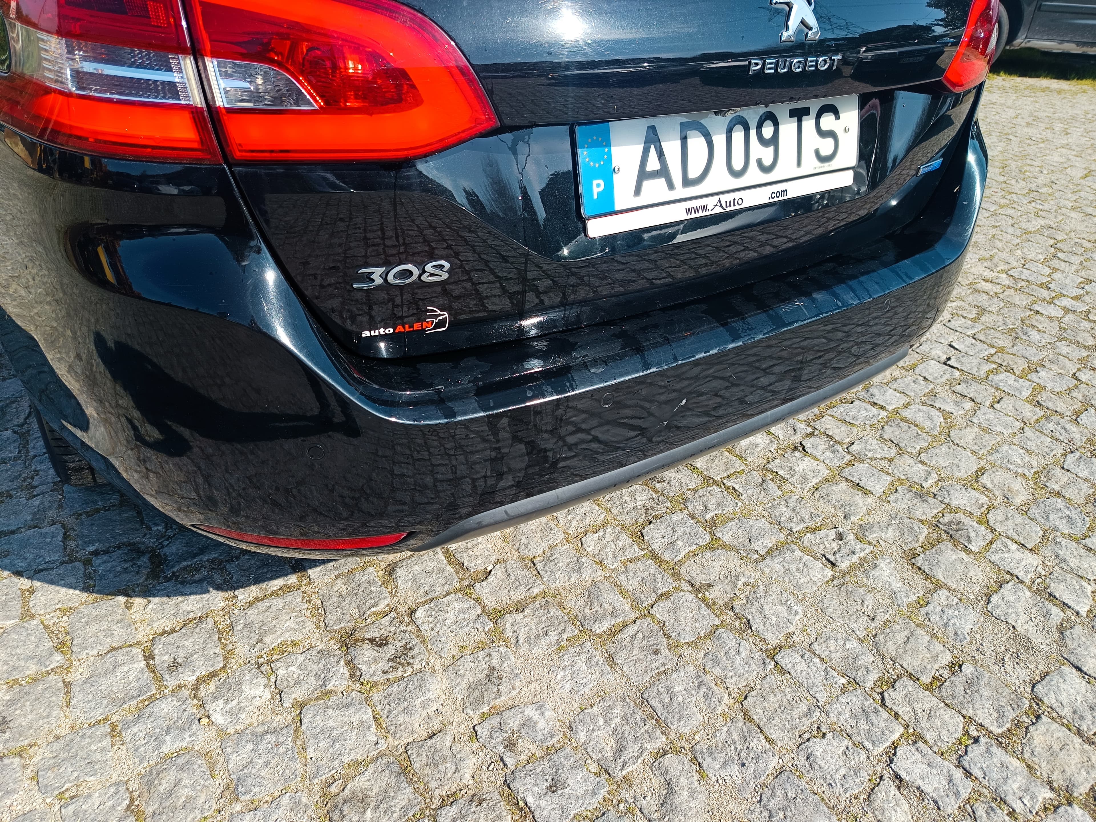 Peugeot 308 · Année 2015 — image 17