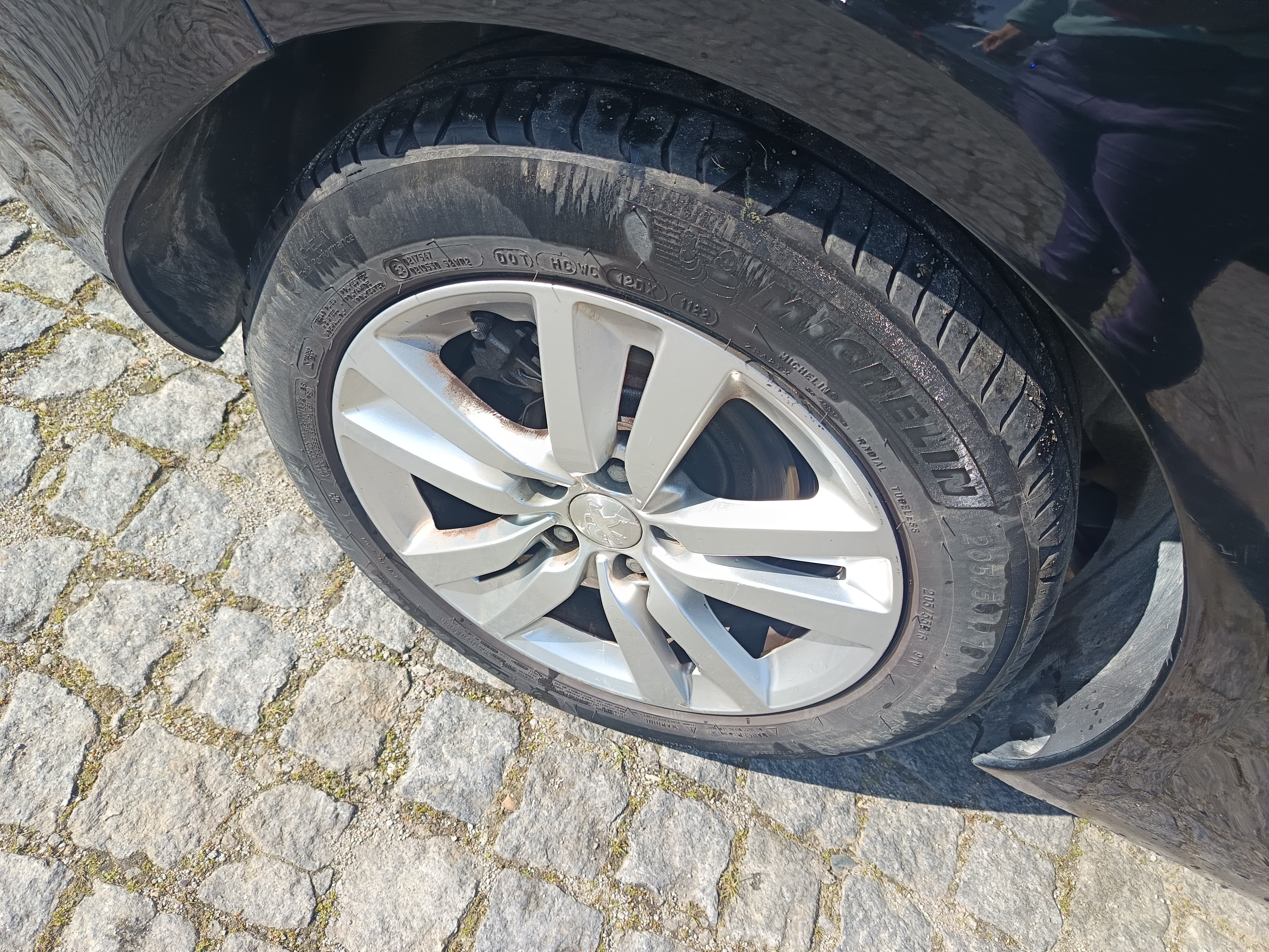 Peugeot 308 · Année 2015 — image 15