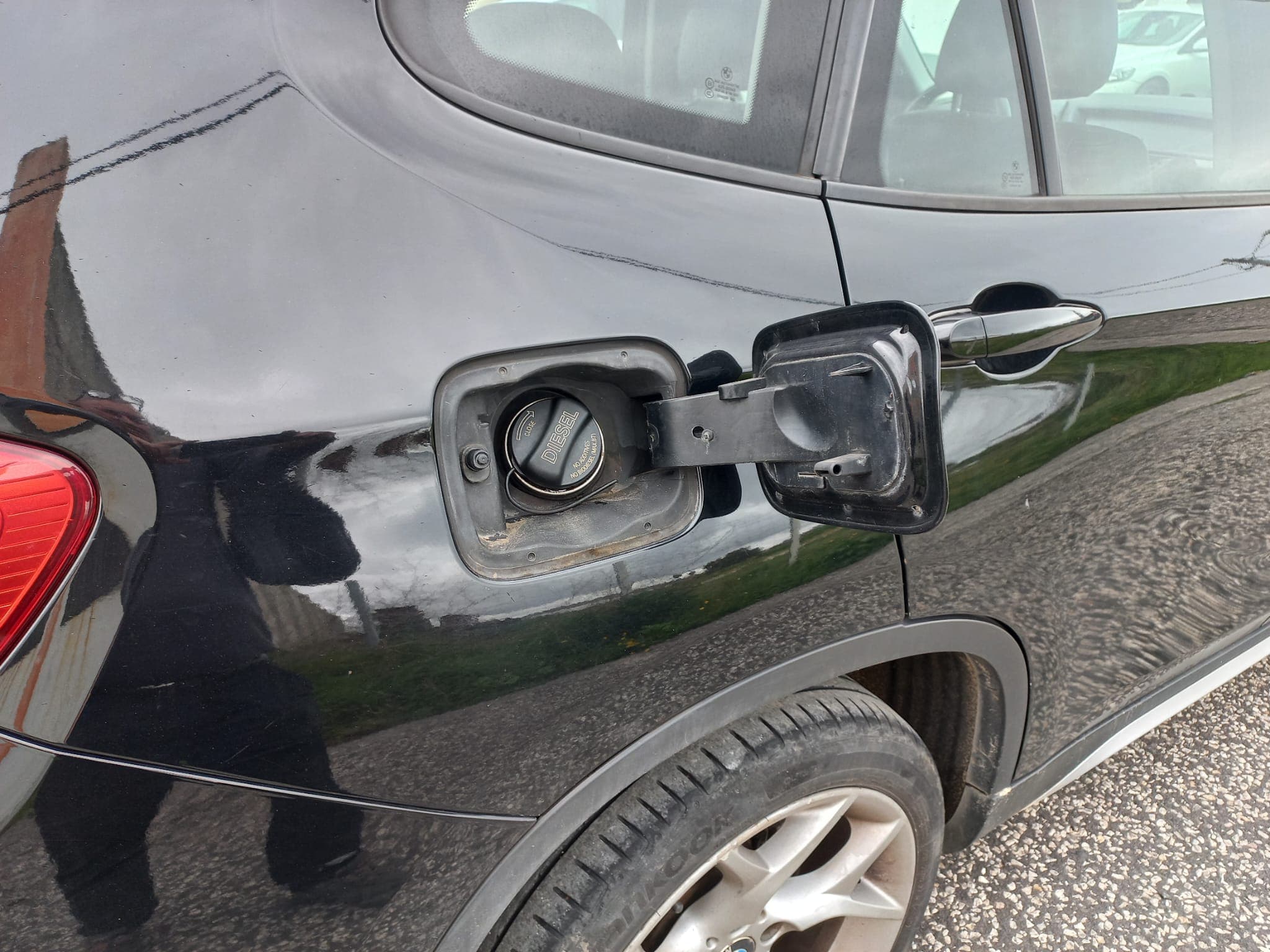 BMW X1 · Ano 2013 — image 9