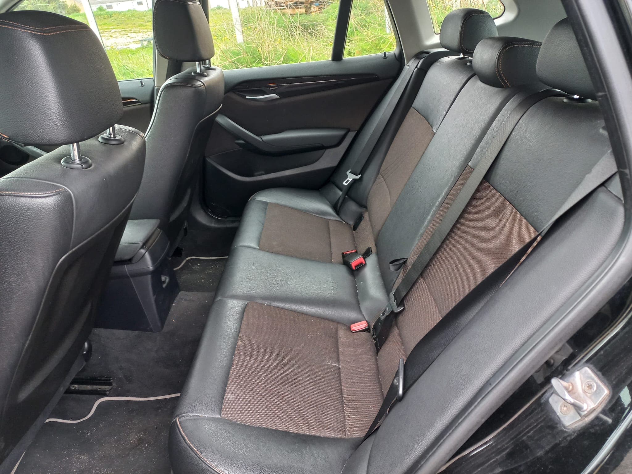 BMW X1 · Ano 2013 — image 14