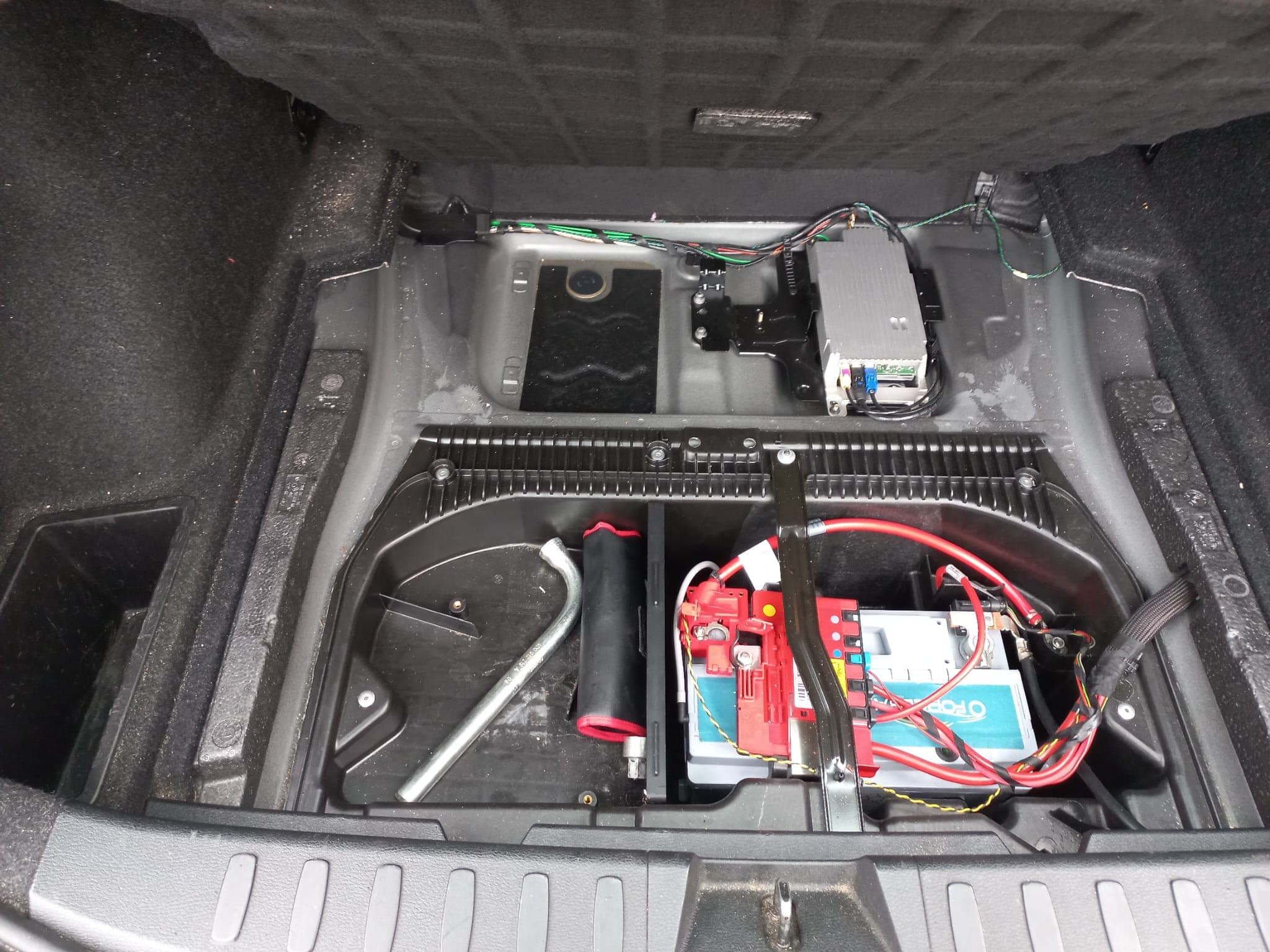 BMW X1 · Ano 2013 — image 11