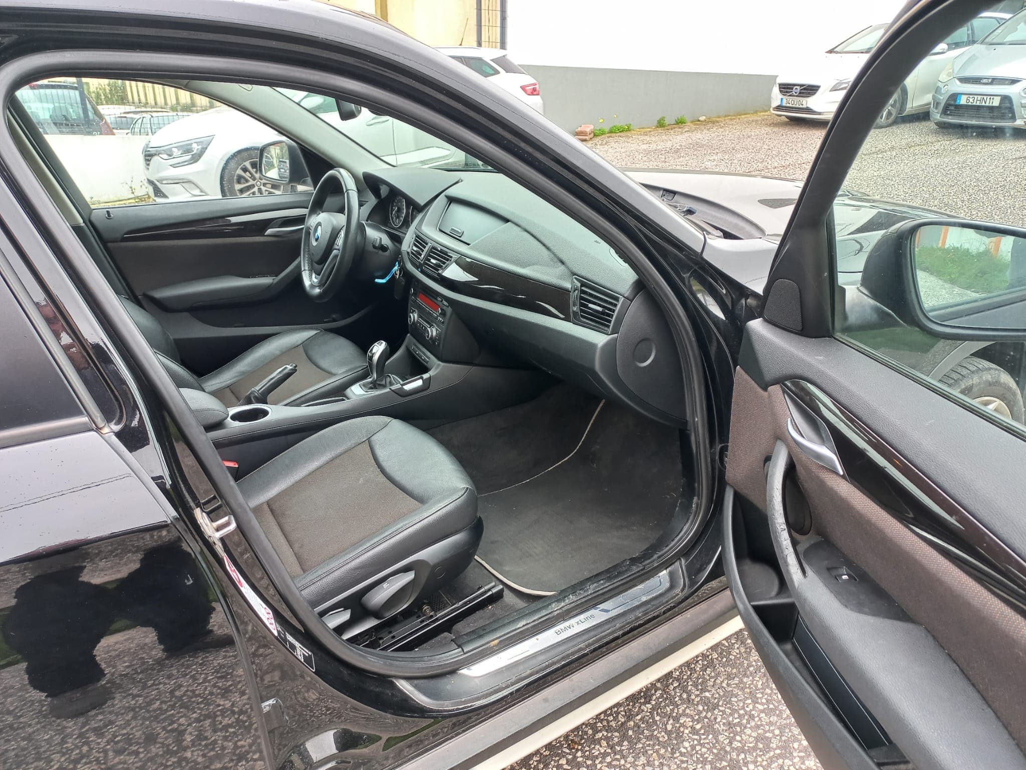 BMW X1 · Ano 2013 — image 16