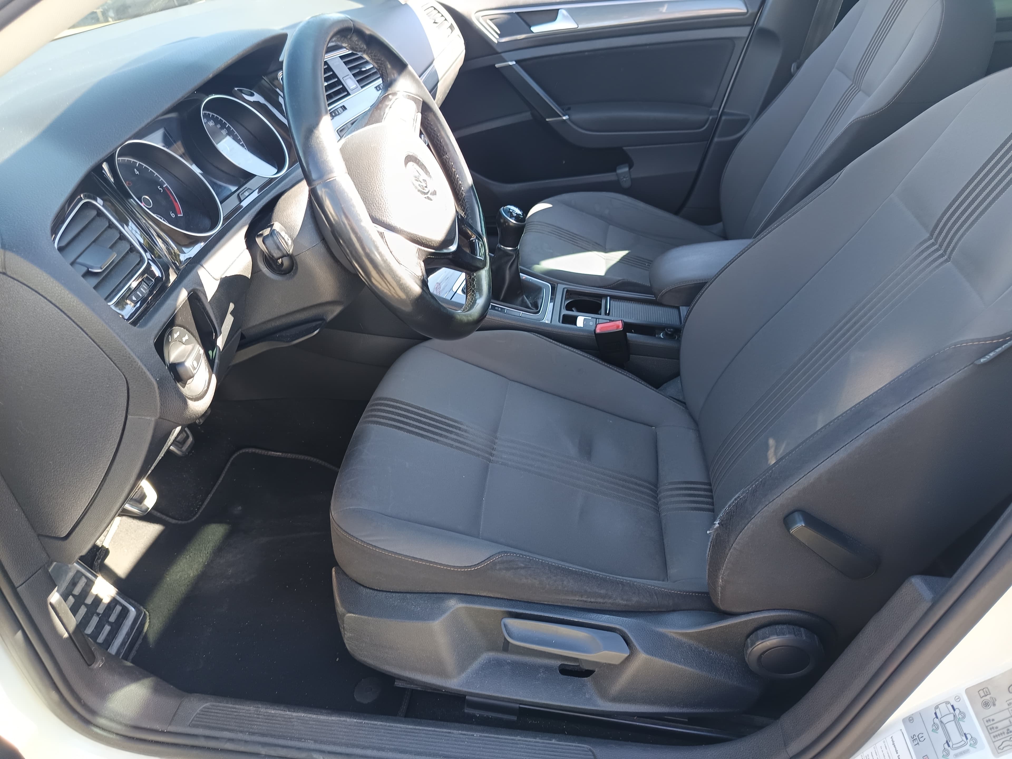Volkswagen Golf · Ano 2016 — imagem 30