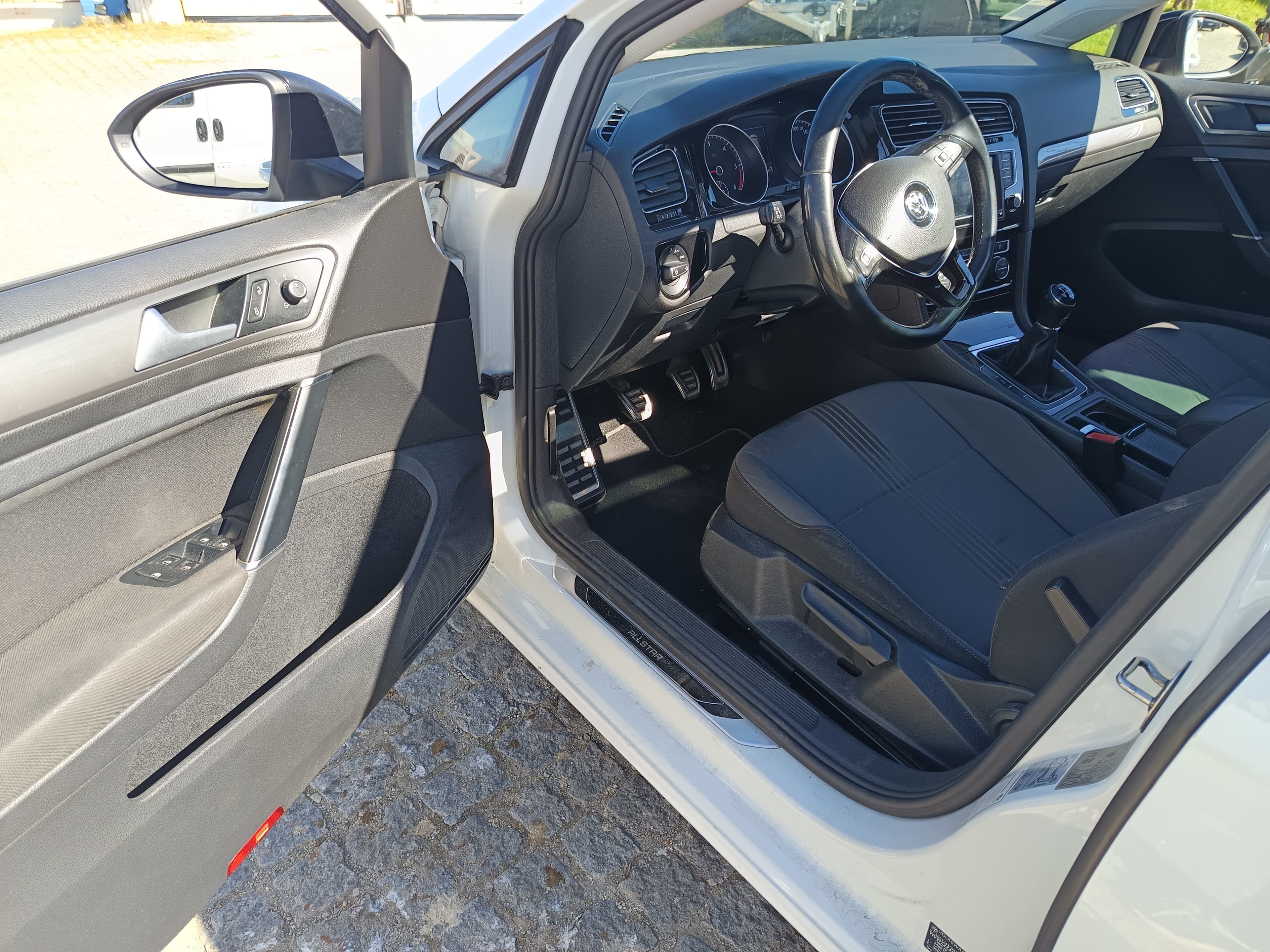 Volkswagen Golf · Ano 2016 — imagem 28