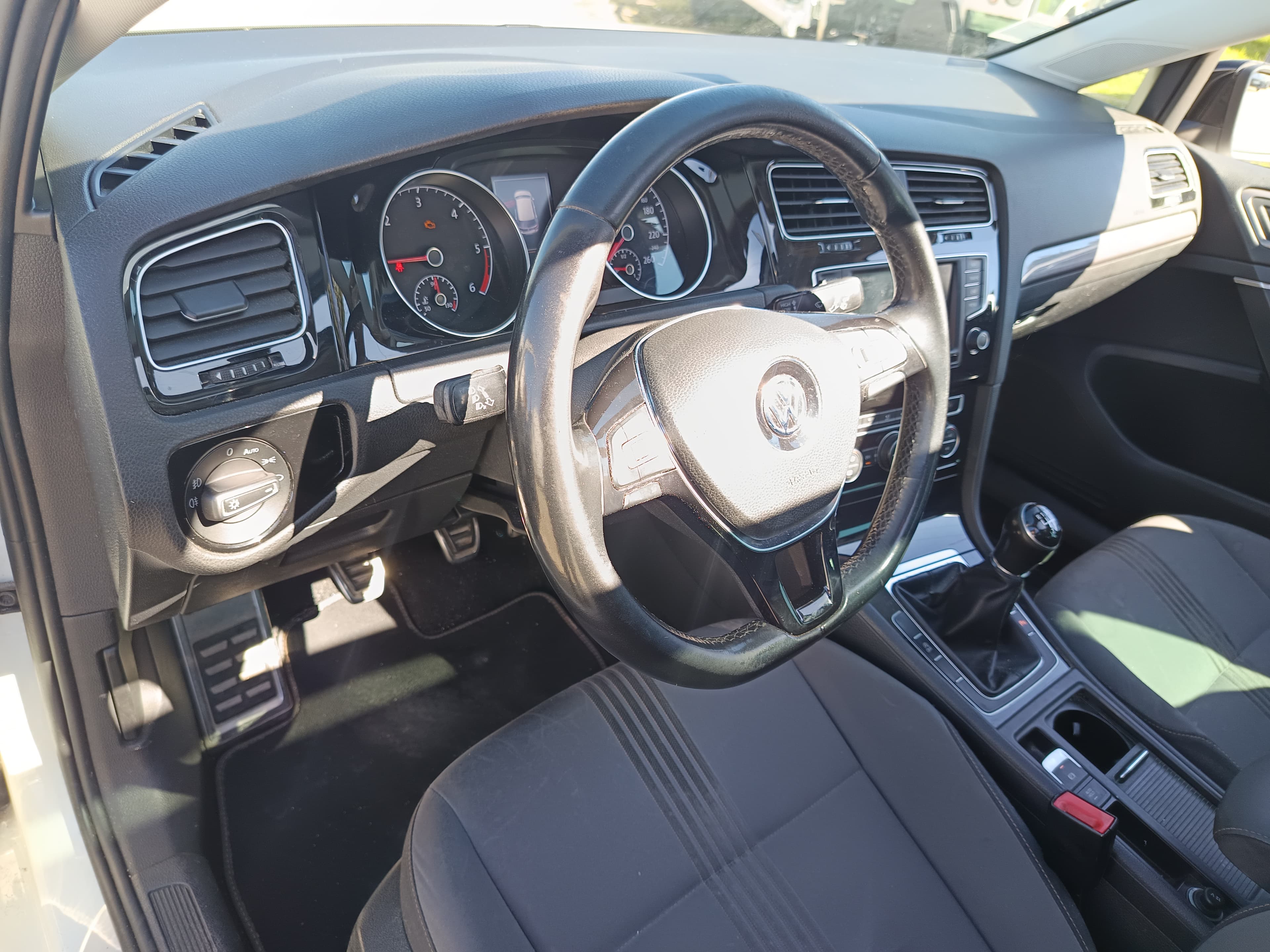 Volkswagen Golf · Ano 2016 — imagem 32