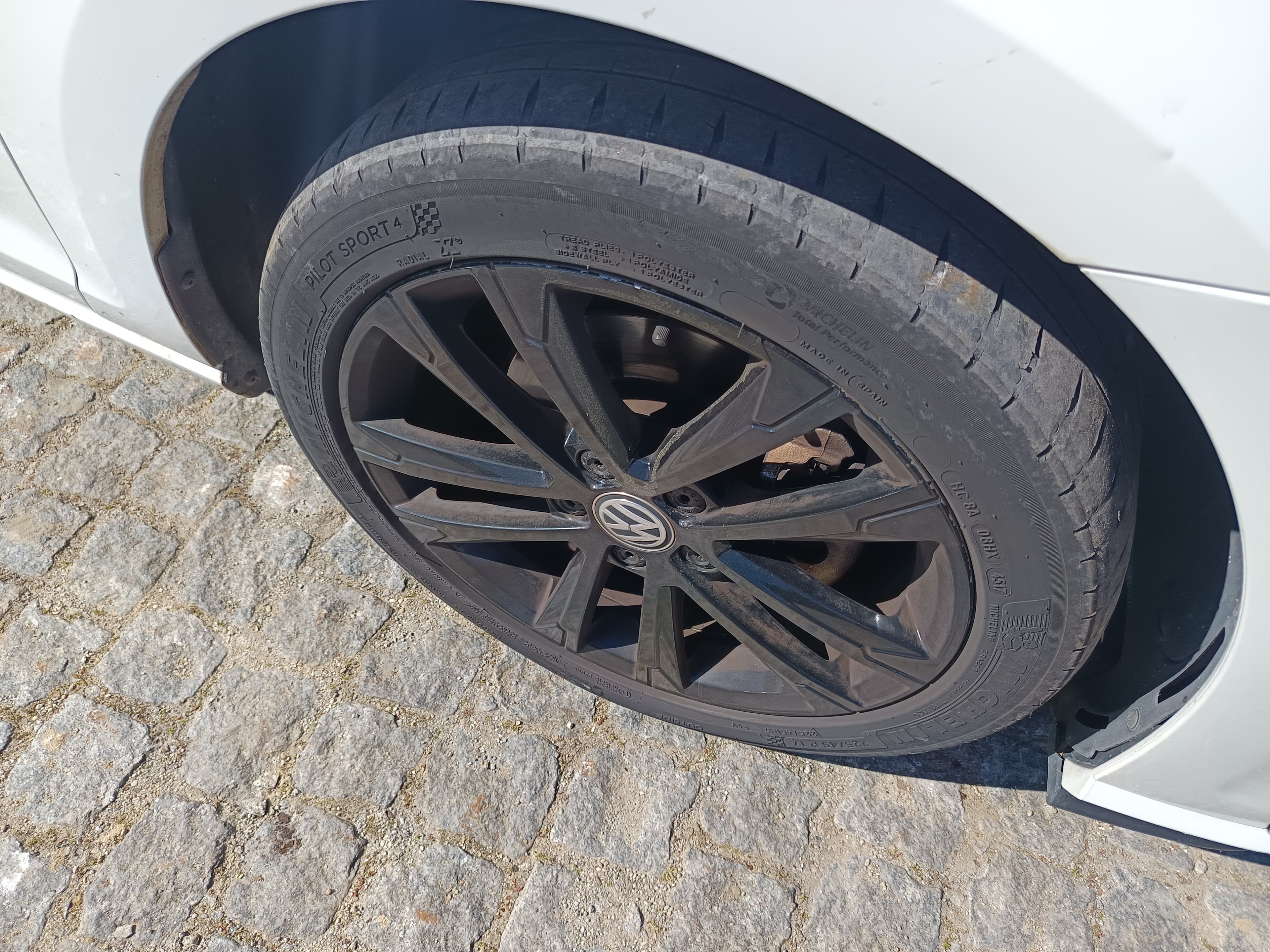 Volkswagen Golf · Ano 2016 — imagem 8