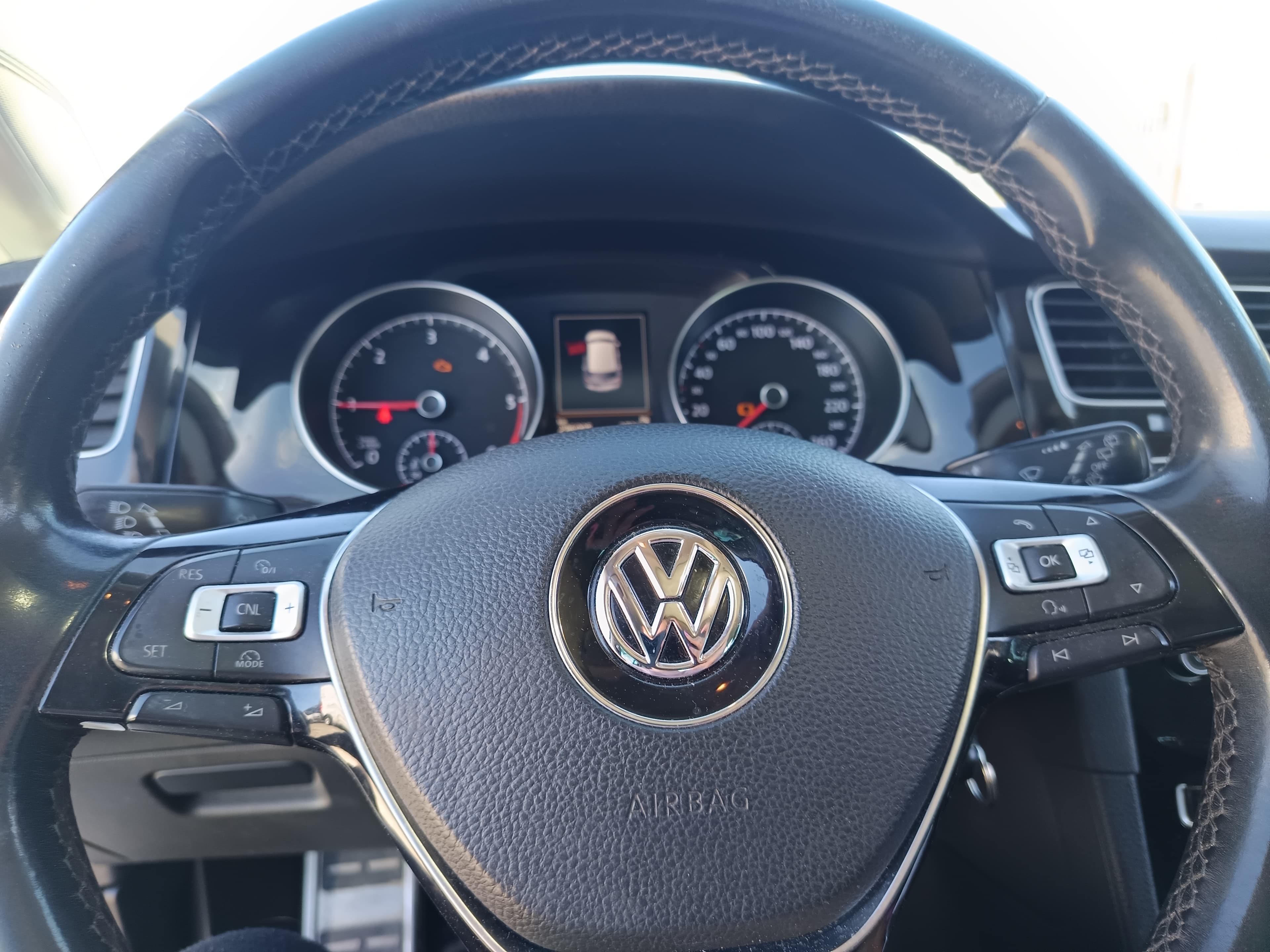 Volkswagen Golf · Ano 2016 — imagem 38
