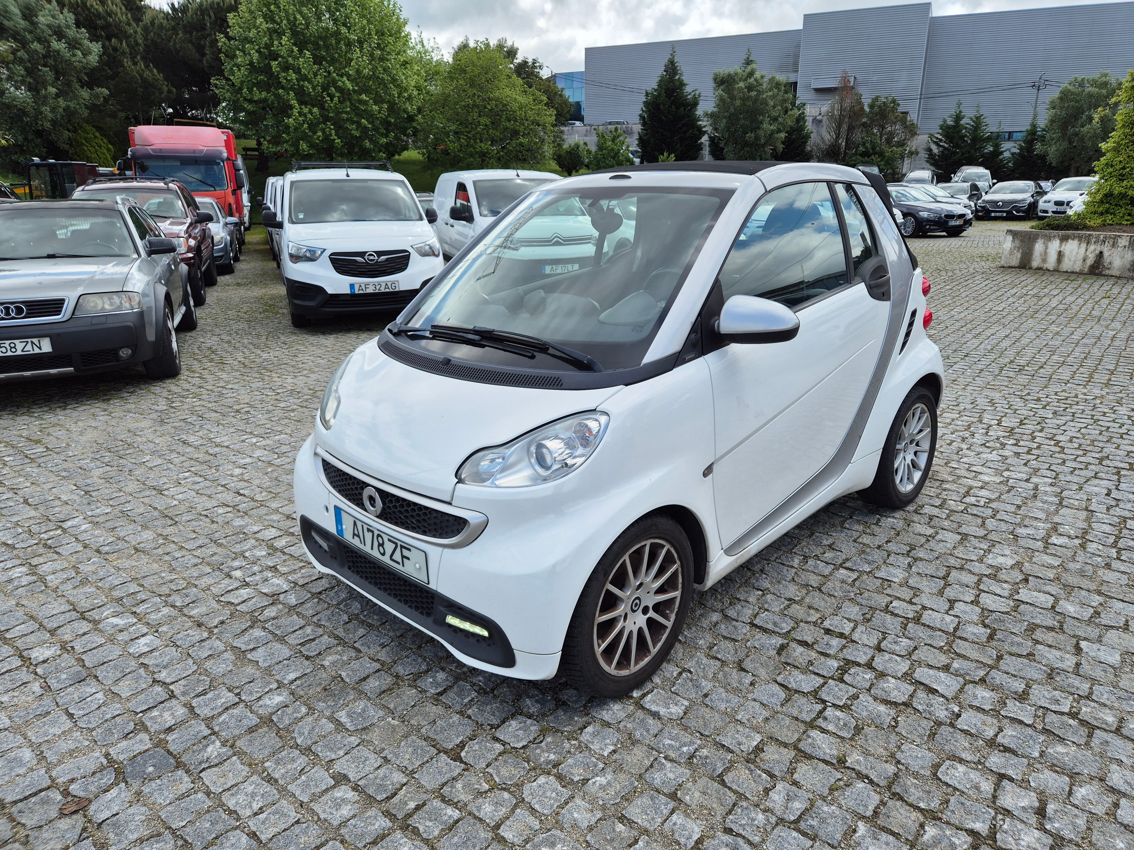 Smart ForTwo · Ano 2012 — imagem 1