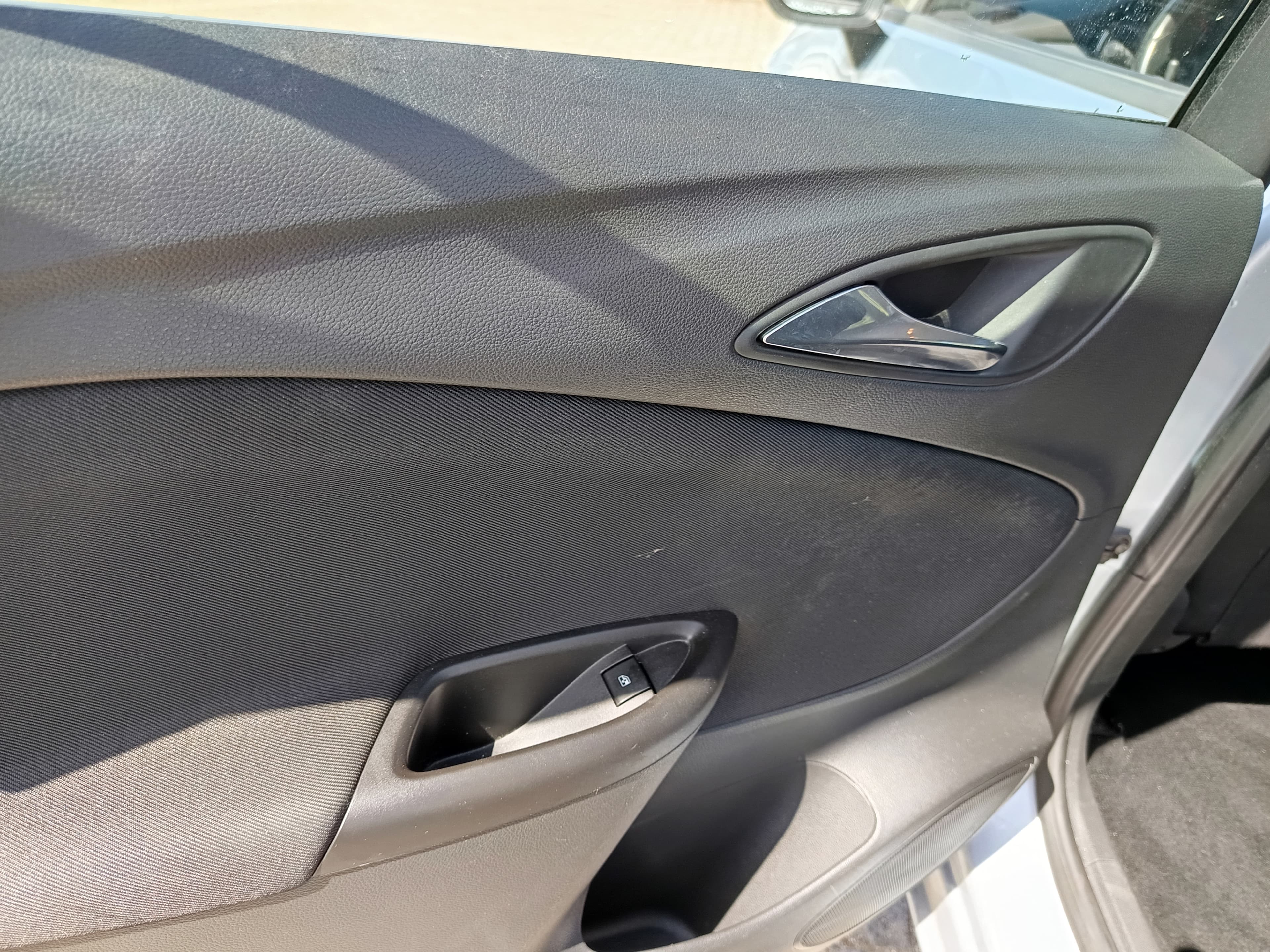 Opel Astra · Ano 2016 — imagem 28