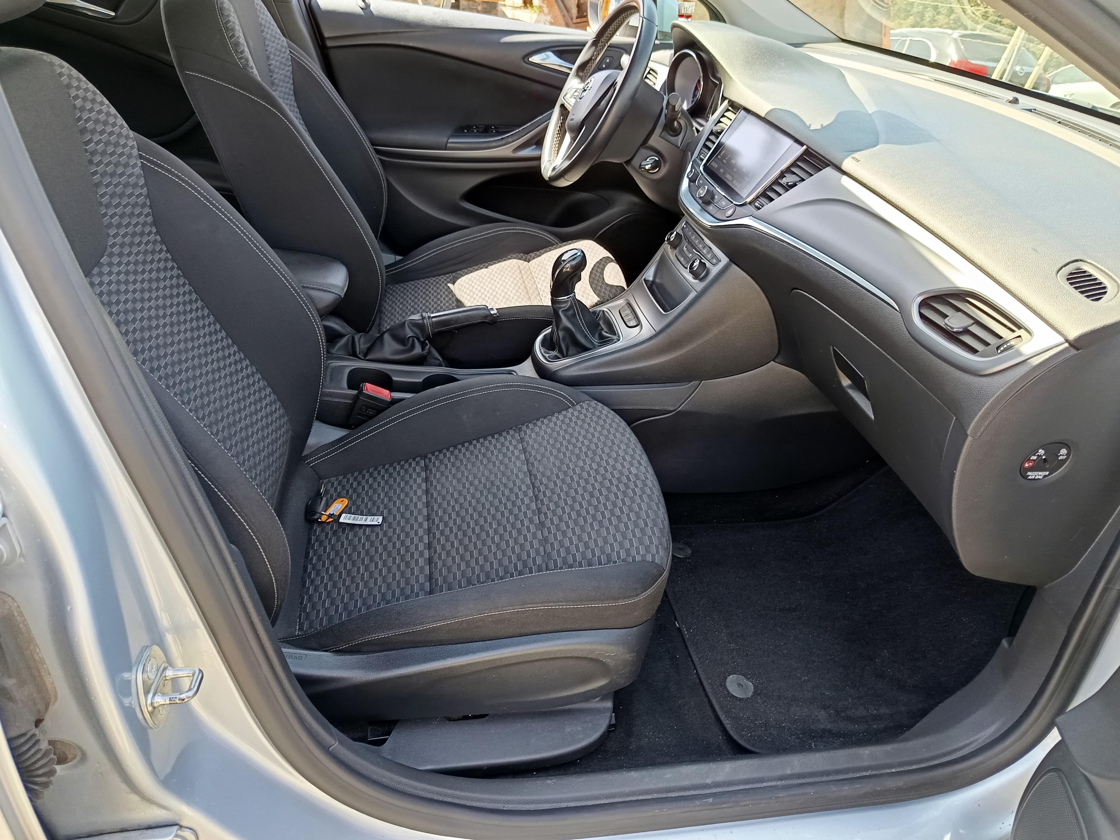 Opel Astra · Ano 2016 — imagem 26