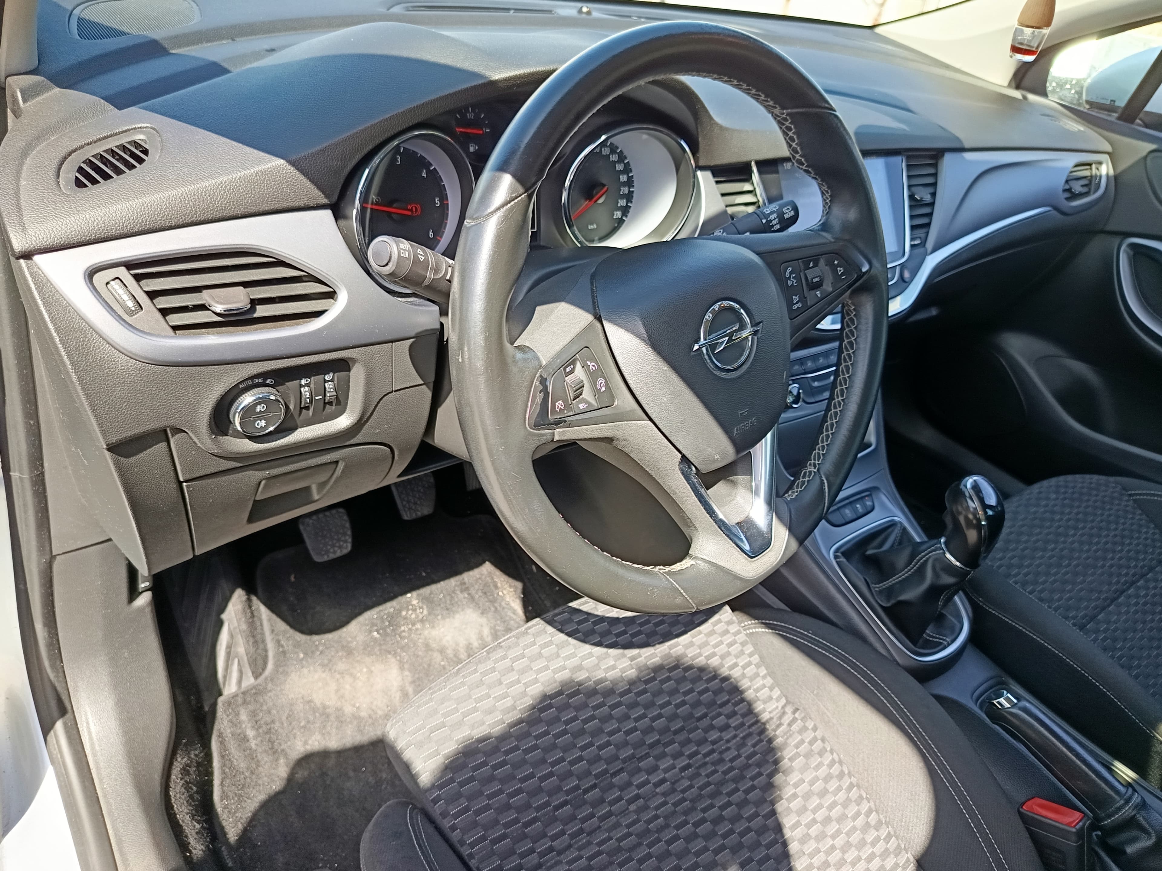 Opel Astra · Ano 2016 — imagem 35
