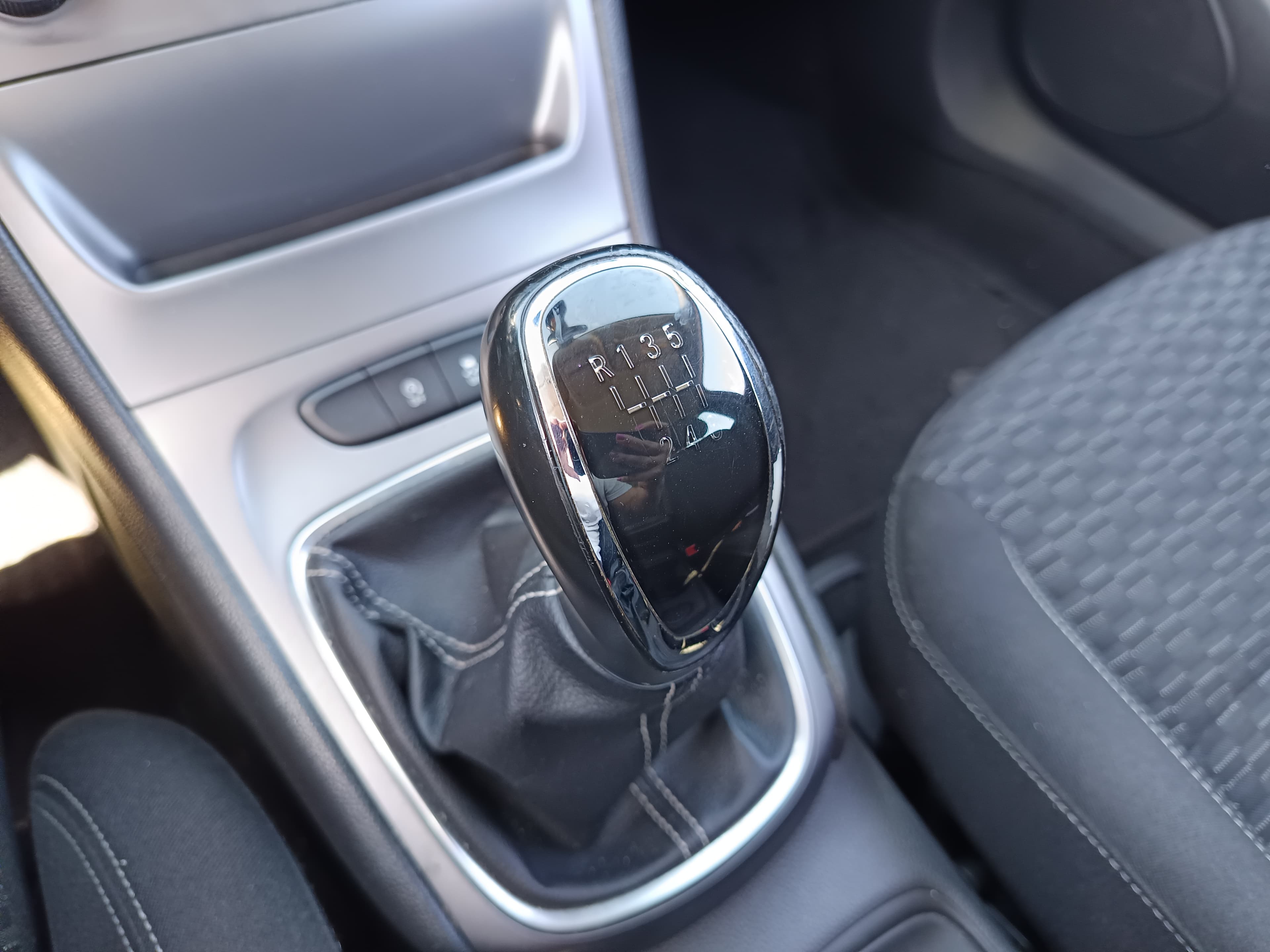 Opel Astra · Ano 2016 — imagem 39