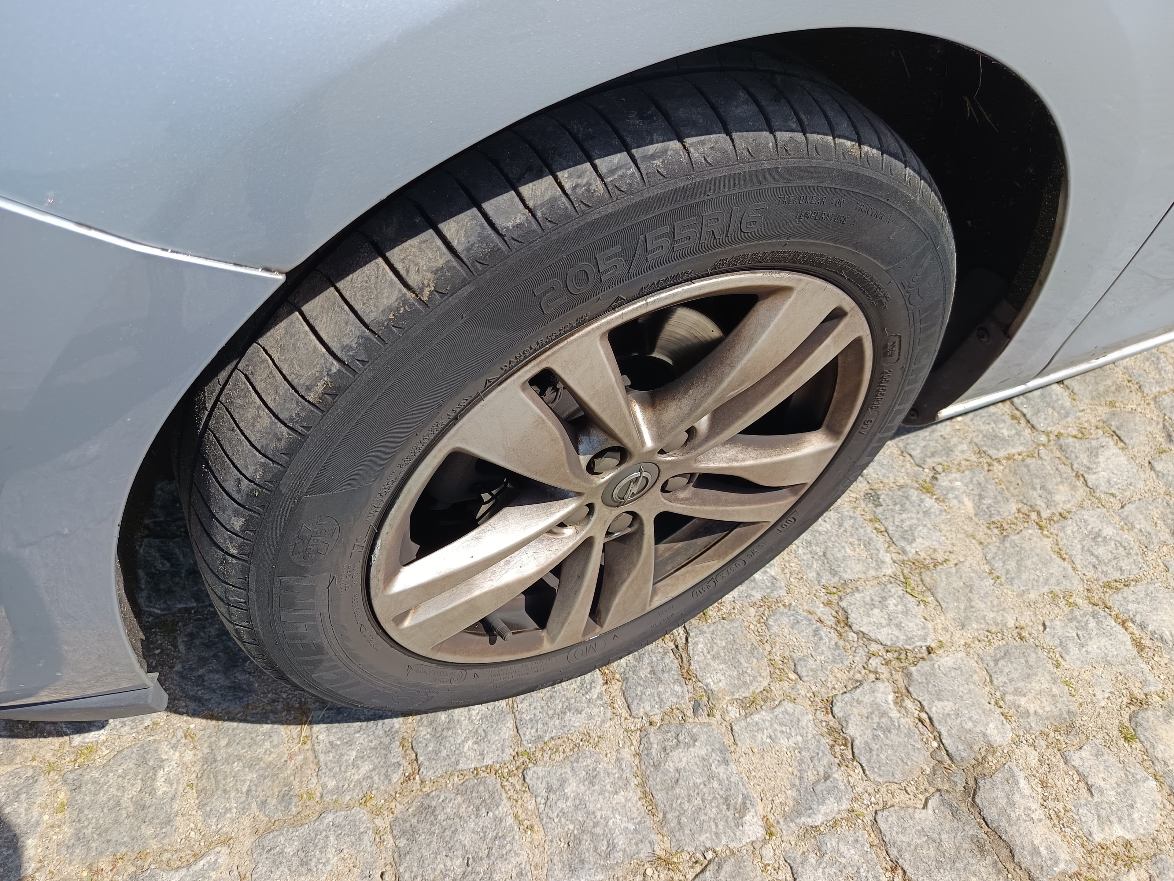 Opel Astra · Ano 2016 — imagem 18