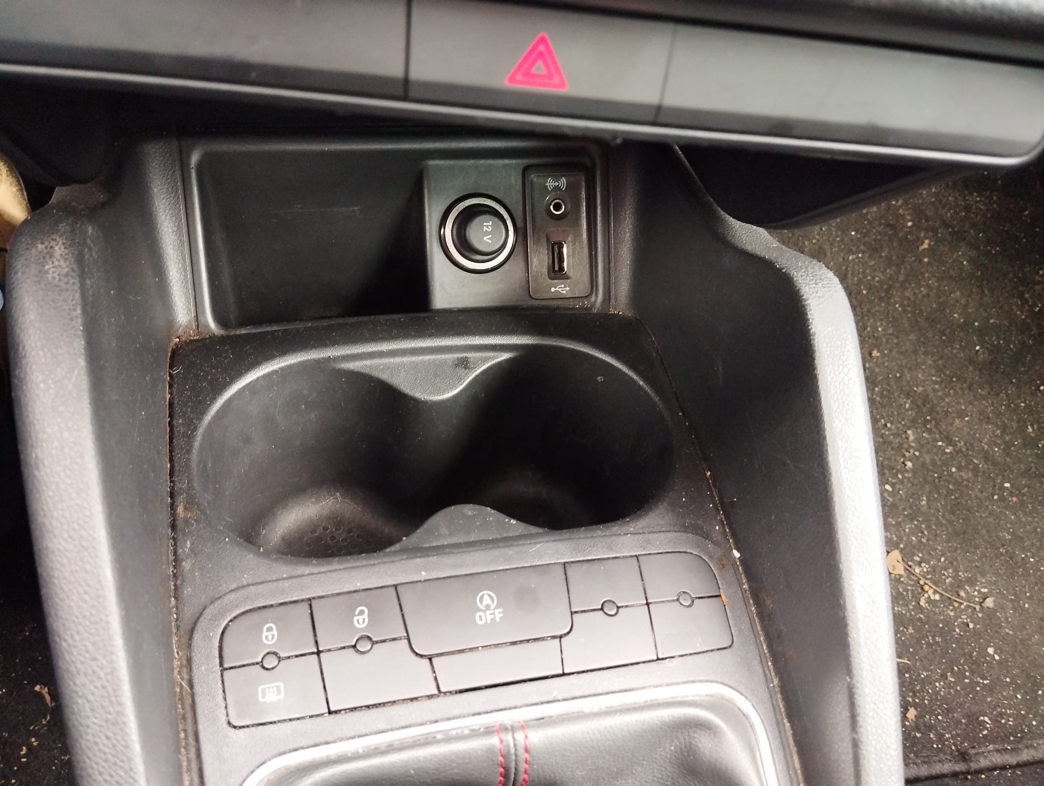 Seat Ibiza · Ano 2015 — imagem 15