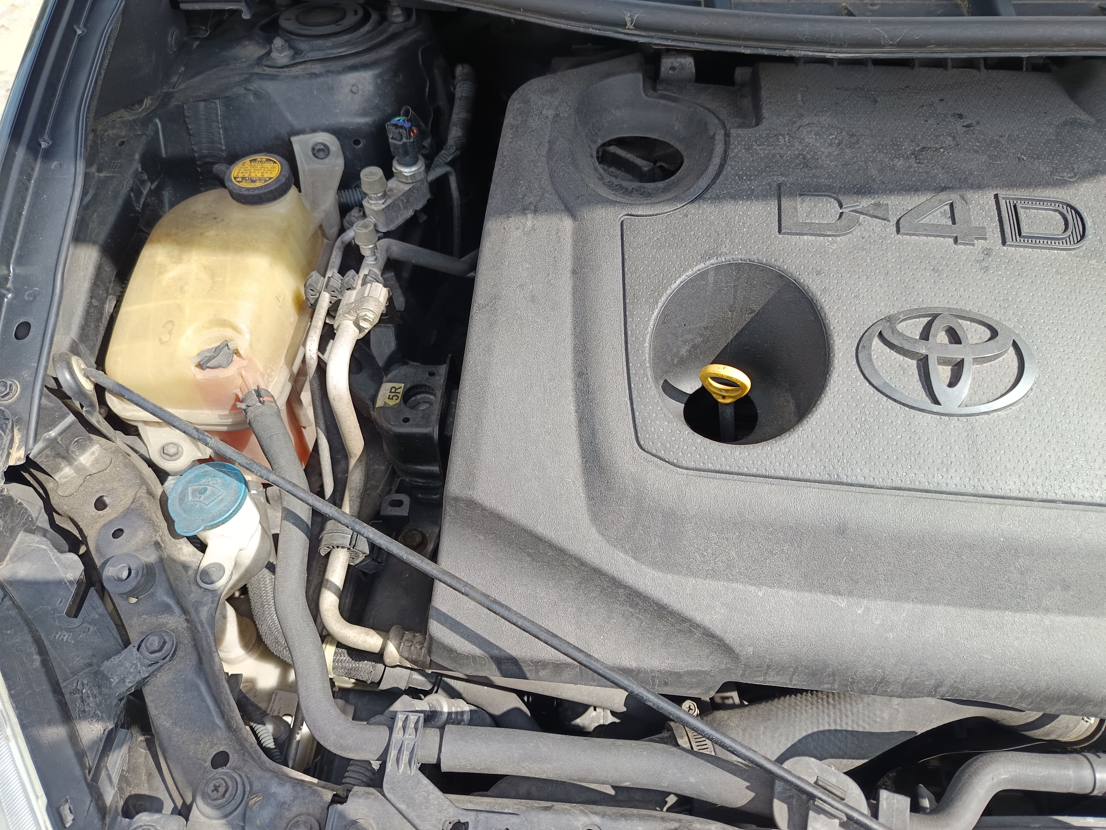 Toyota Auris · Ano 2011 — imagem 39