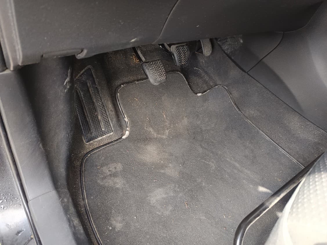 Toyota Auris · Ano 2011 — imagem 20