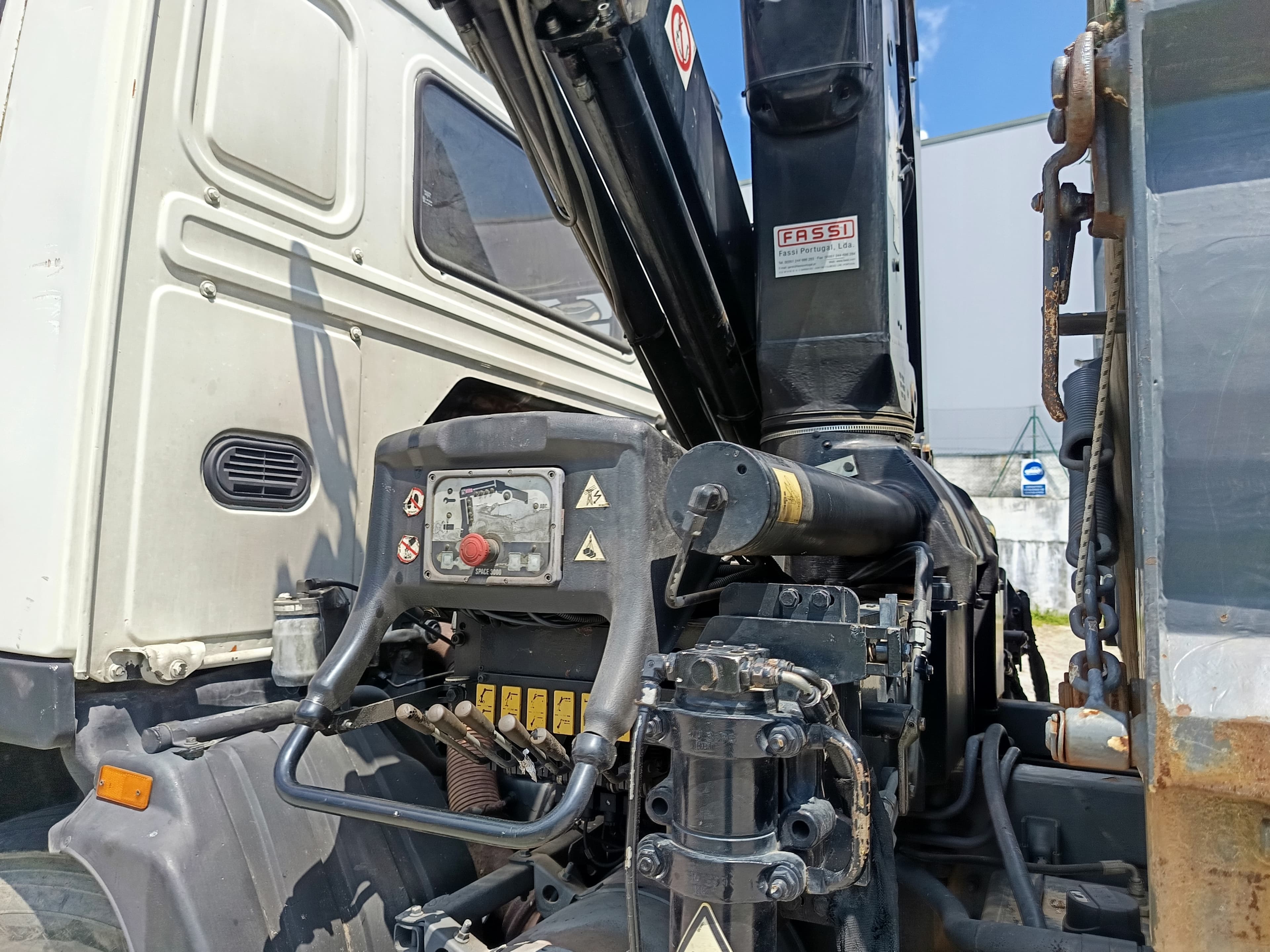 Volvo FL7 · Ano 1991 · Grua Hiab — imagem 15