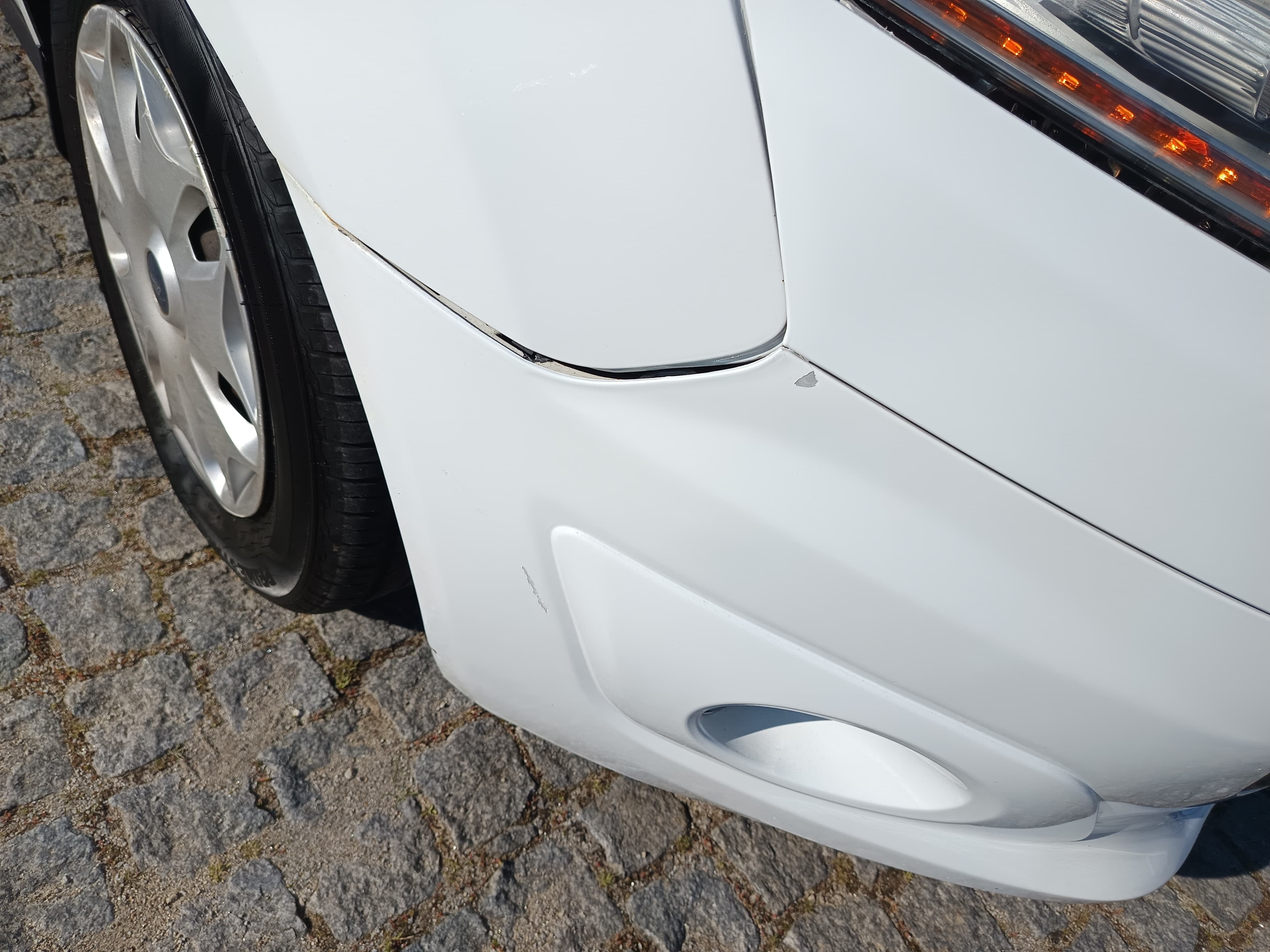 Ford Transit Connect · Ano 2014 — imagem 7