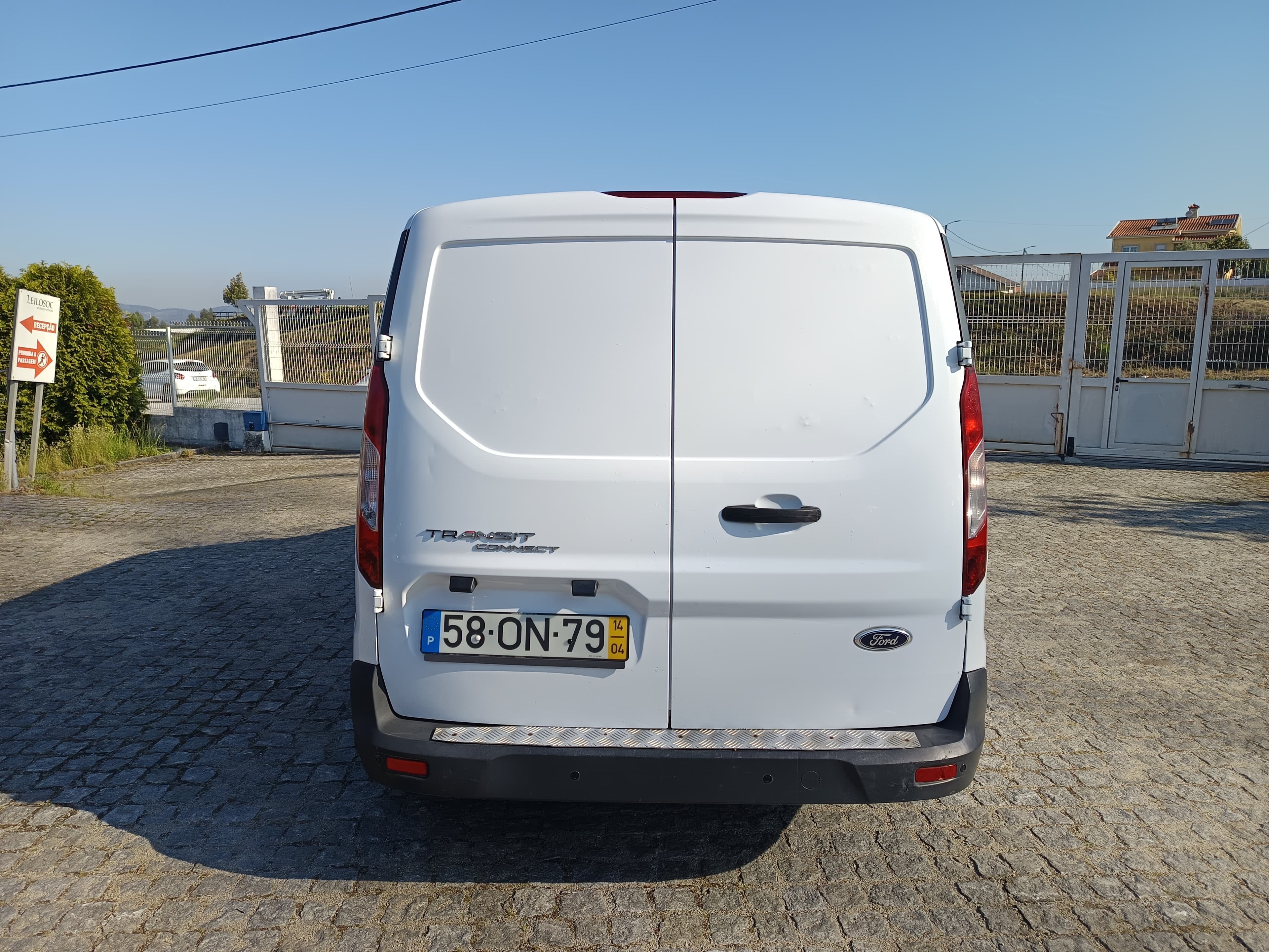 Ford Transit Connect · Ano 2014 — imagem 5