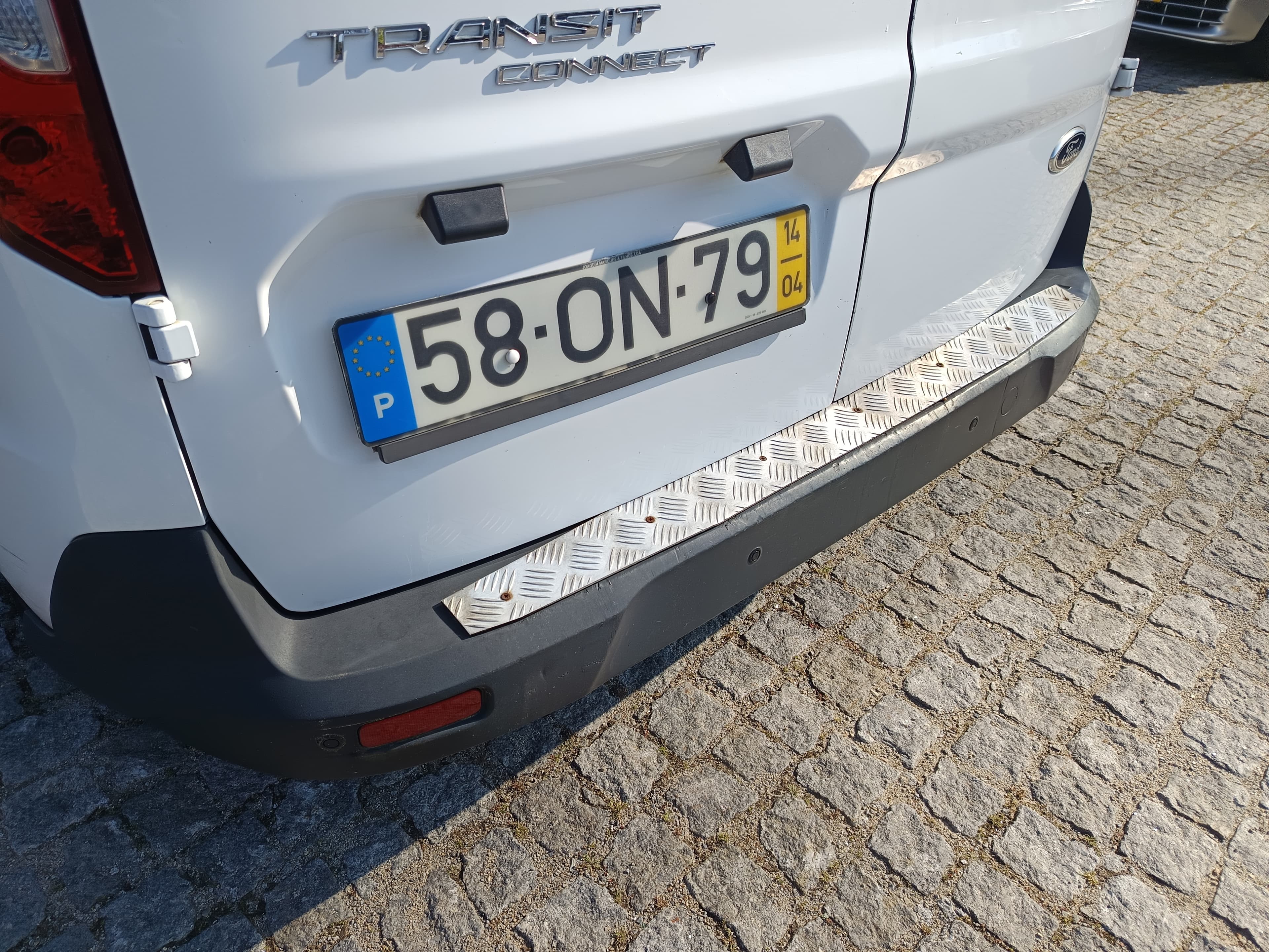 Ford Transit Connect · Ano 2014 — imagem 12