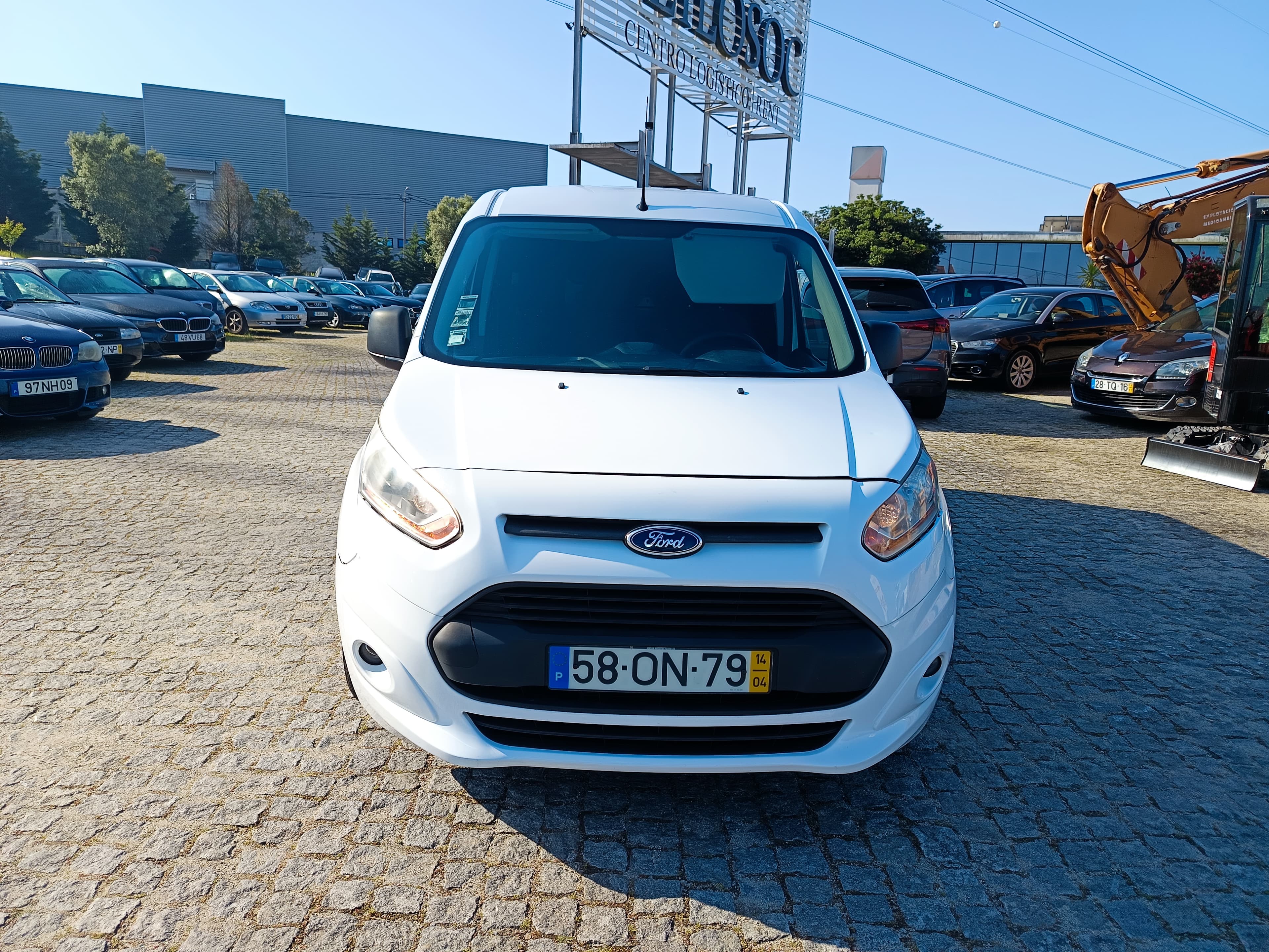 Ford Transit Connect · Ano 2014 — imagem 2