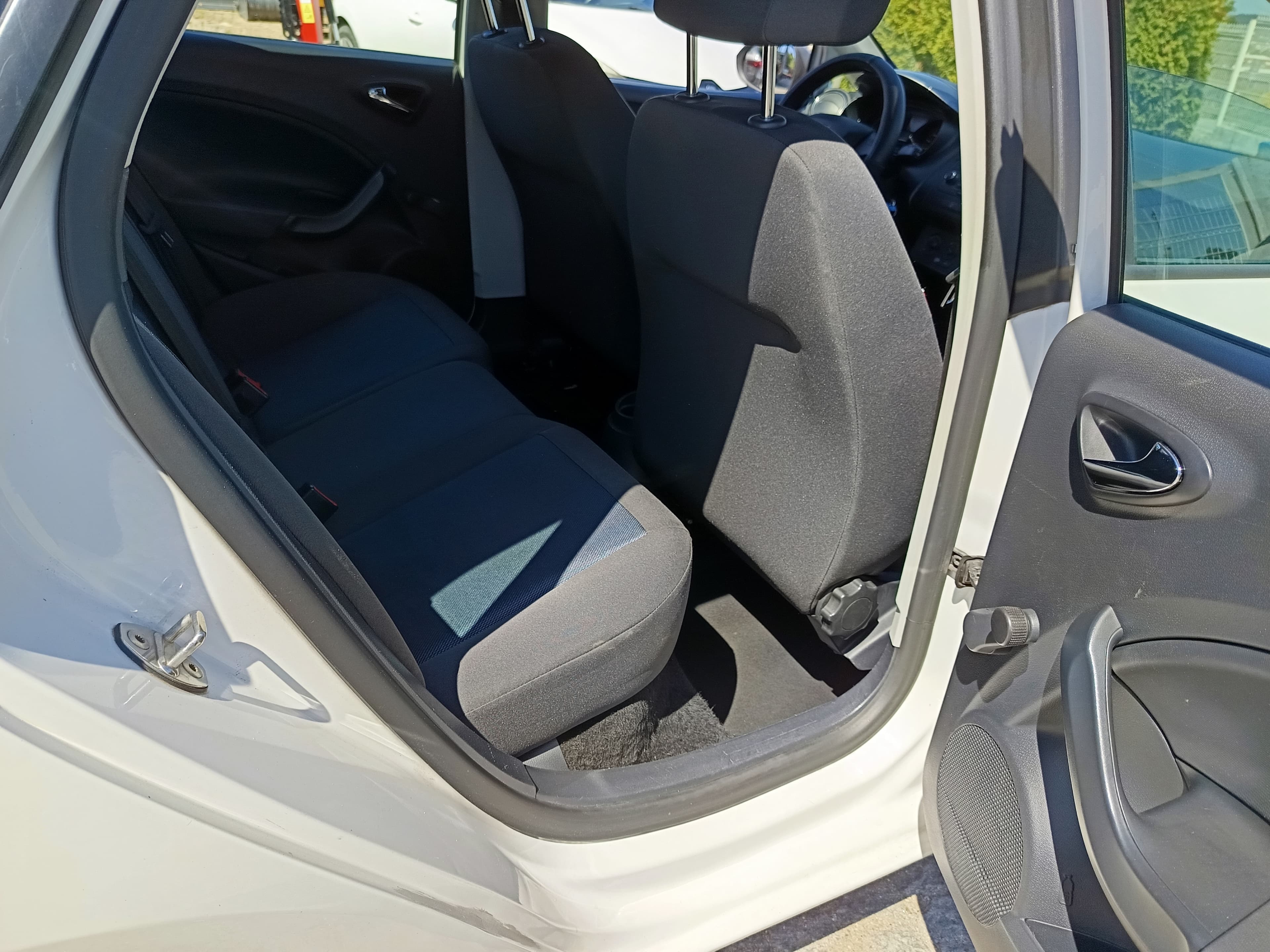 Seat Ibiza · Ano 2014 — imagem 24