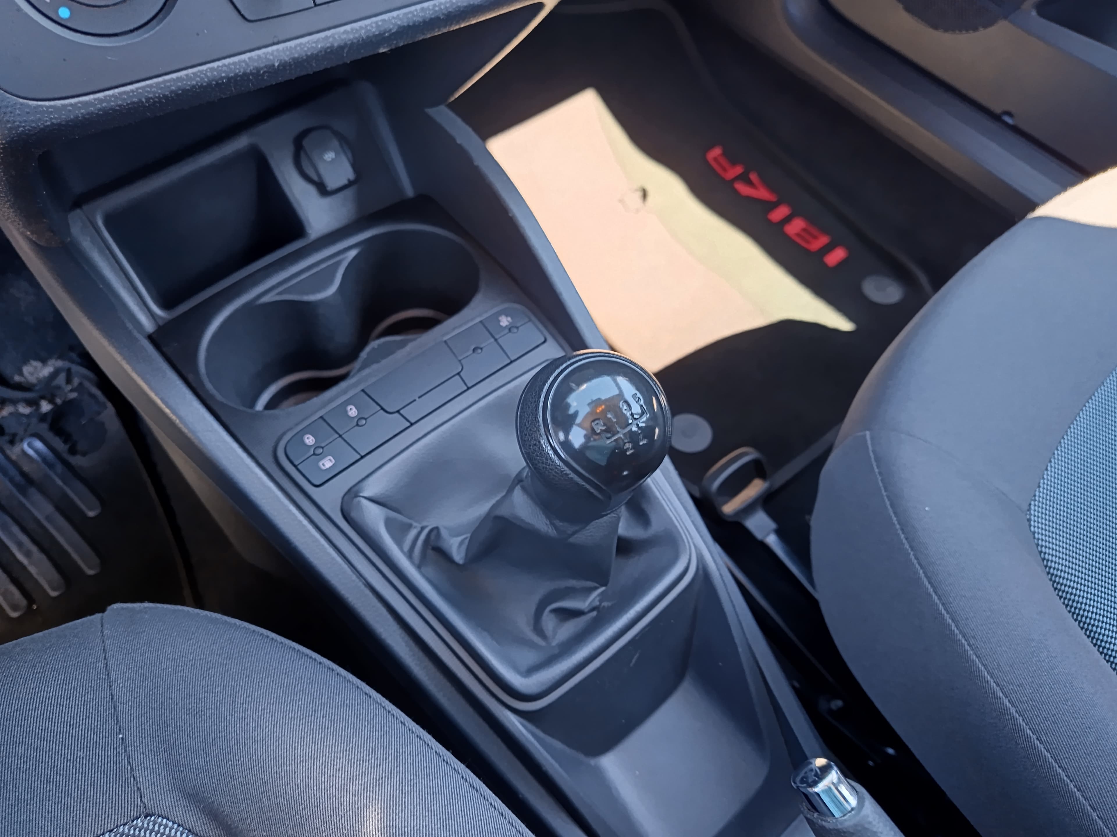 Seat Ibiza · Ano 2014 — imagem 40