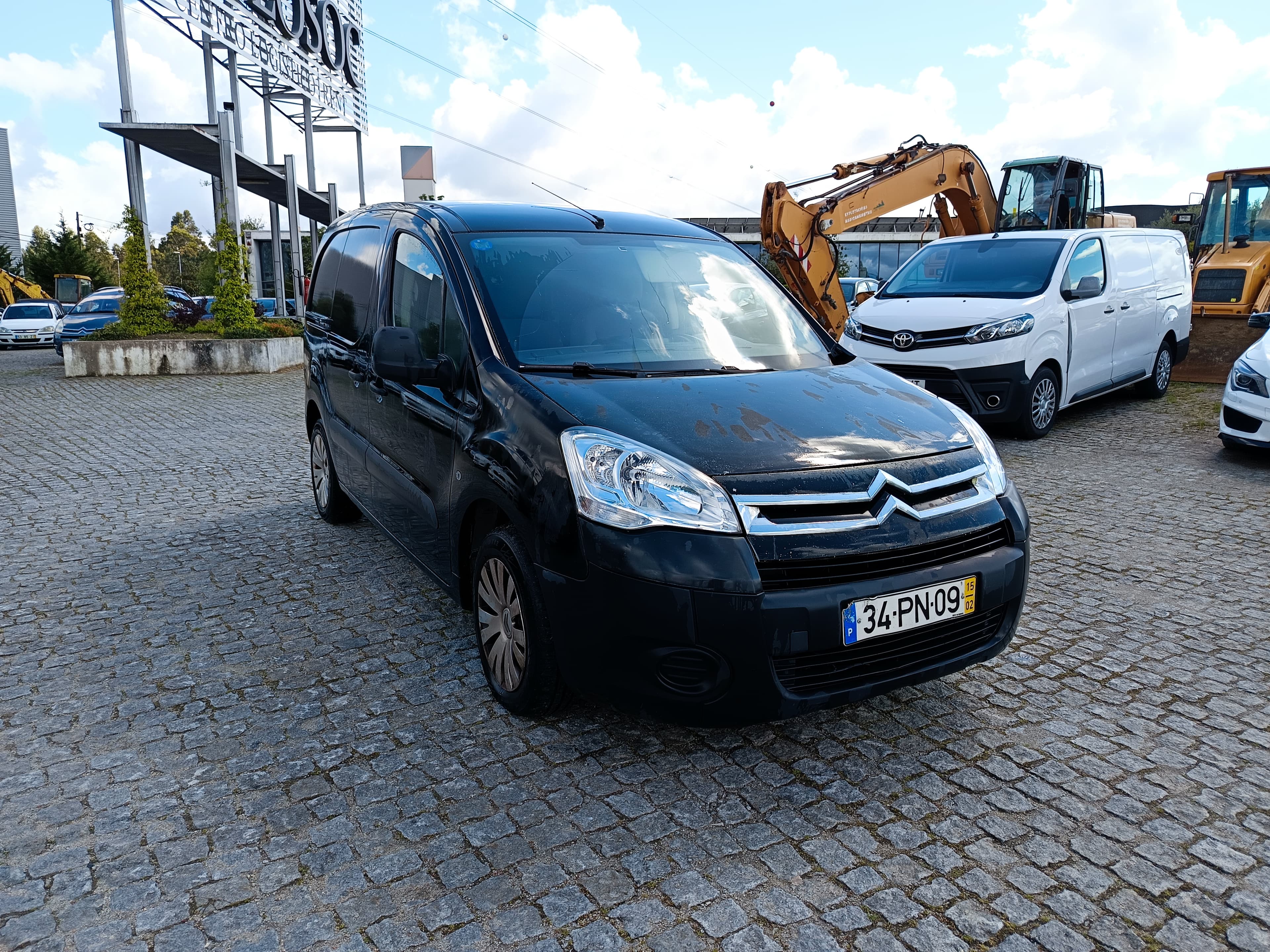 Citroën Berlingo · Ano 2015 — imagem 3