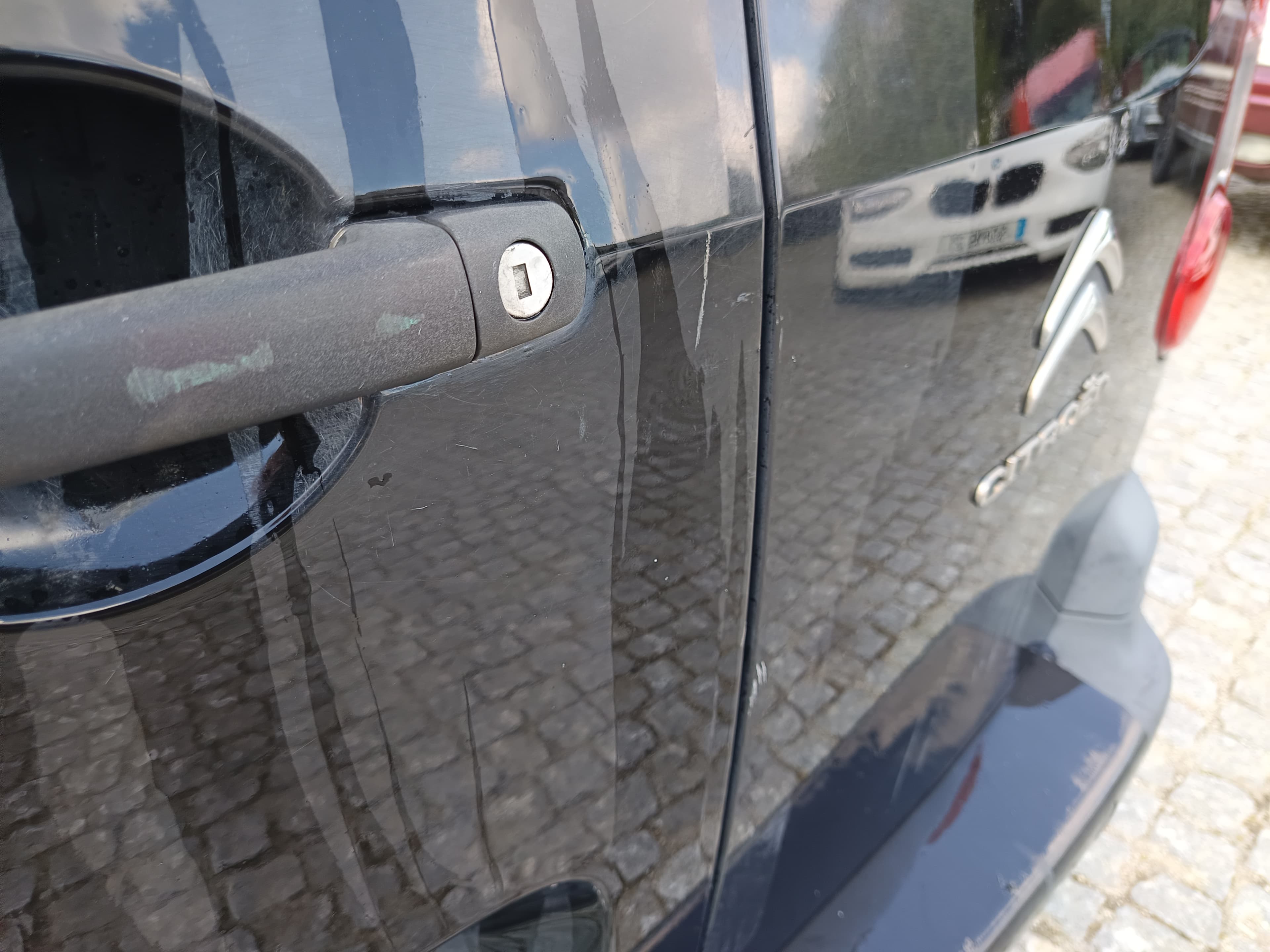 Citroën Berlingo · Ano 2015 — imagem 11