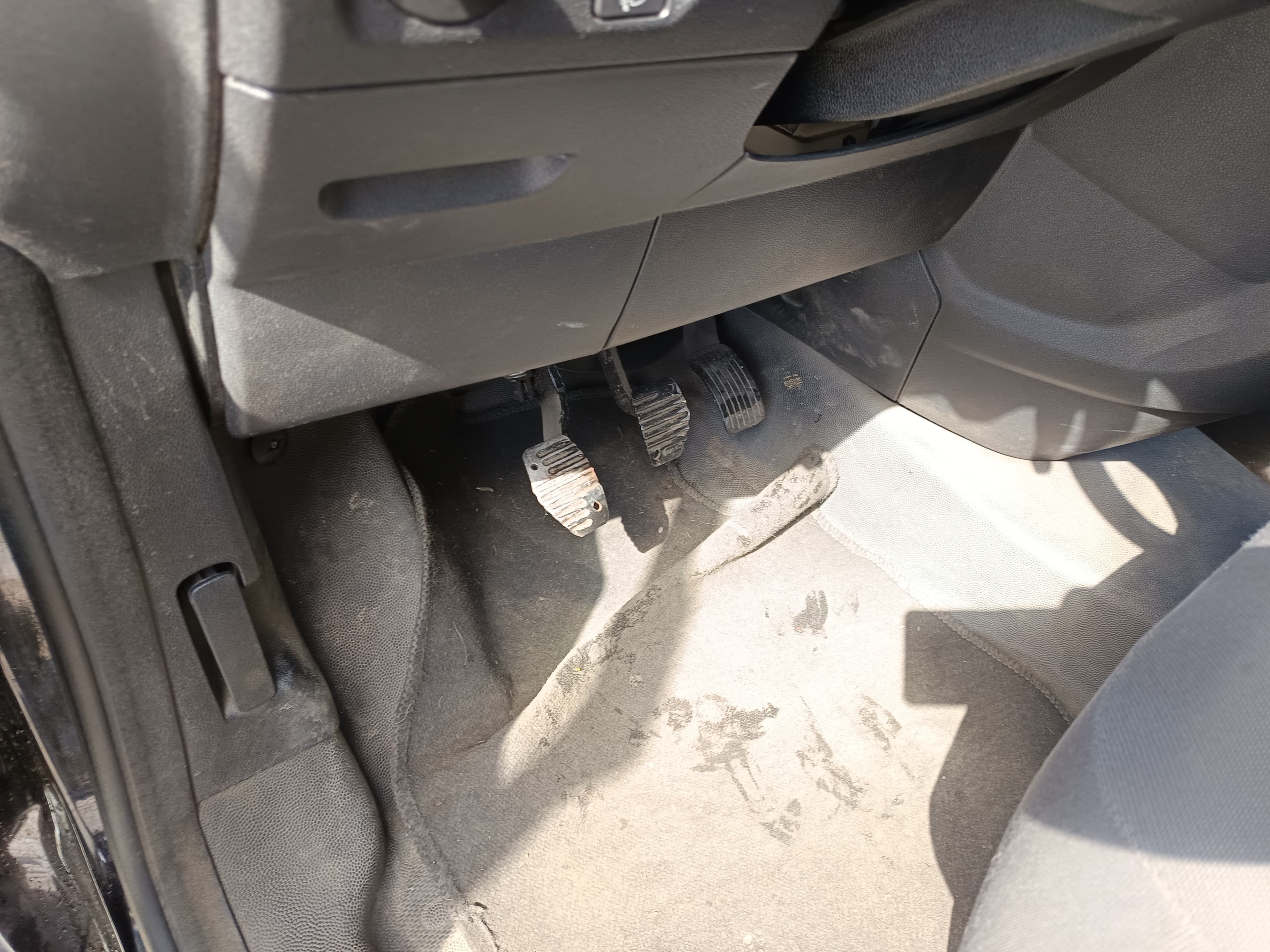 Citroën Berlingo · Ano 2015 — imagem 31