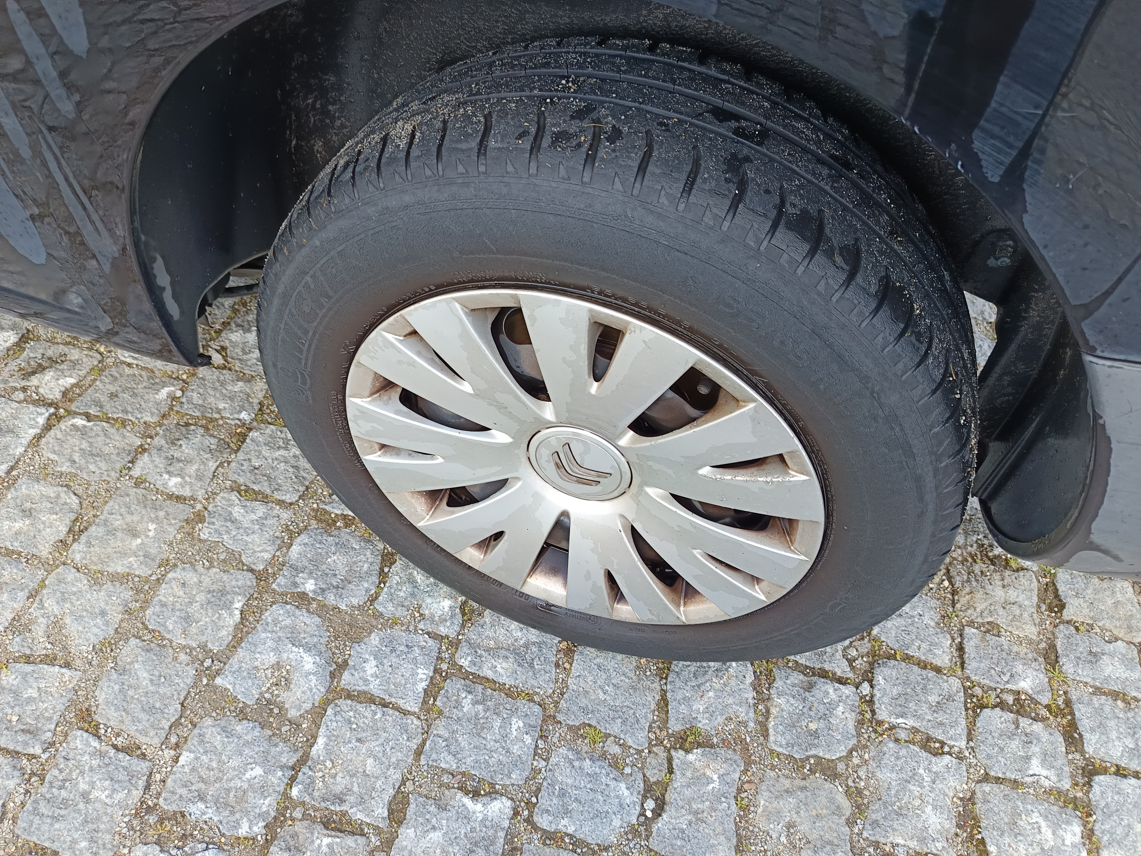 Citroën Berlingo · Ano 2015 — imagem 12