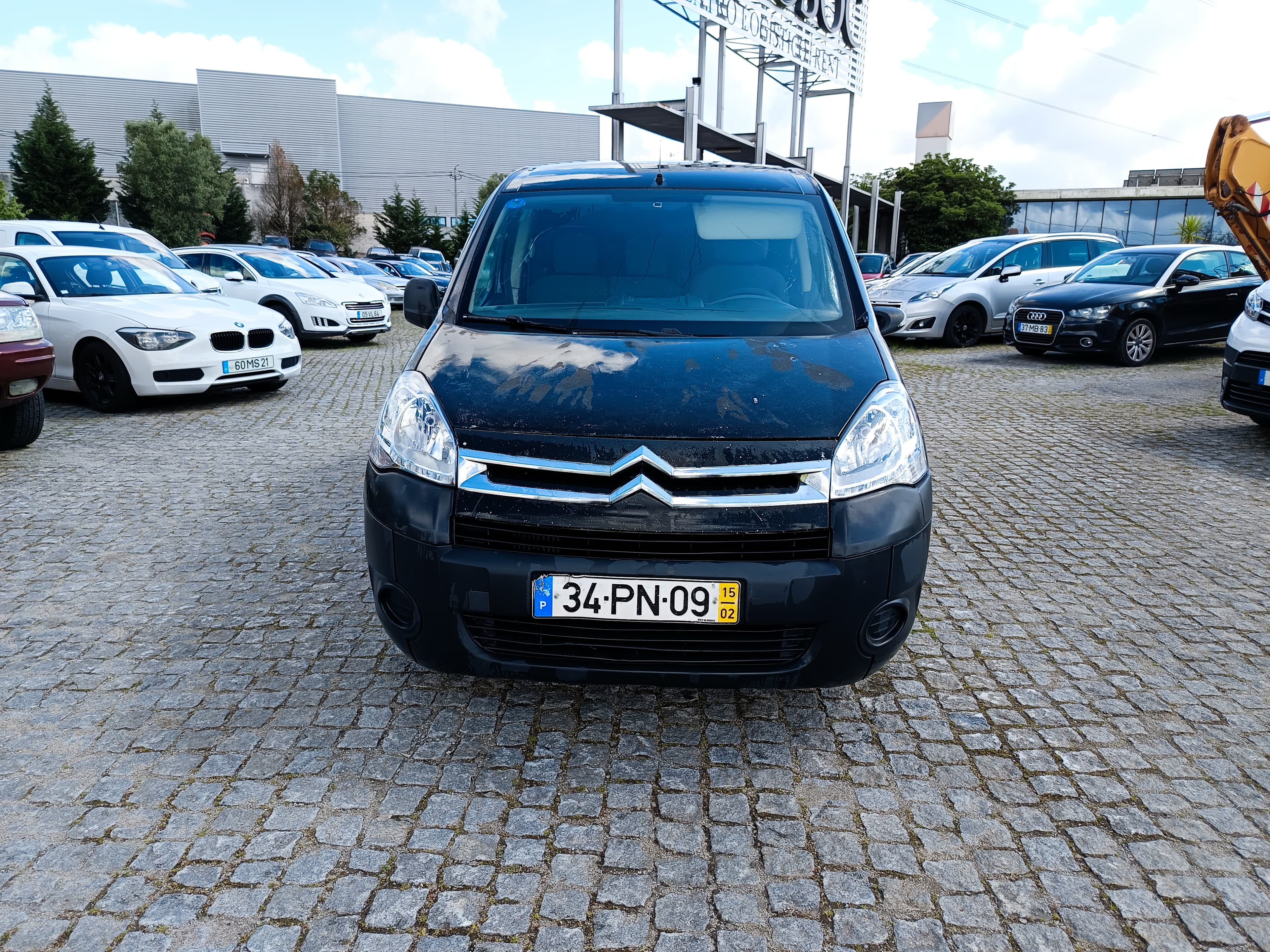 Citroën Berlingo · Ano 2015 — imagem 2