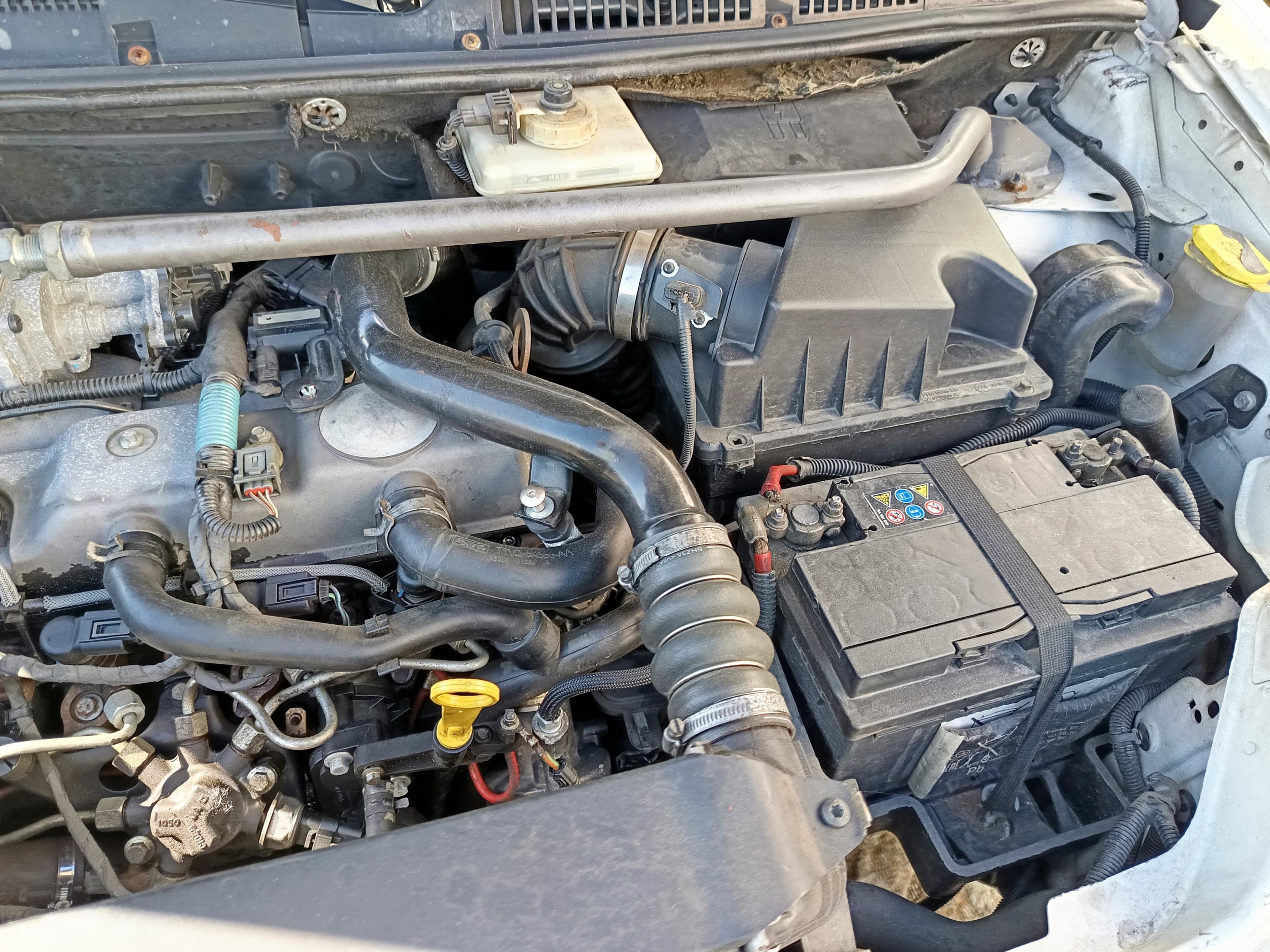 Ford Transit Connect · Ano 2009 — imagem 16