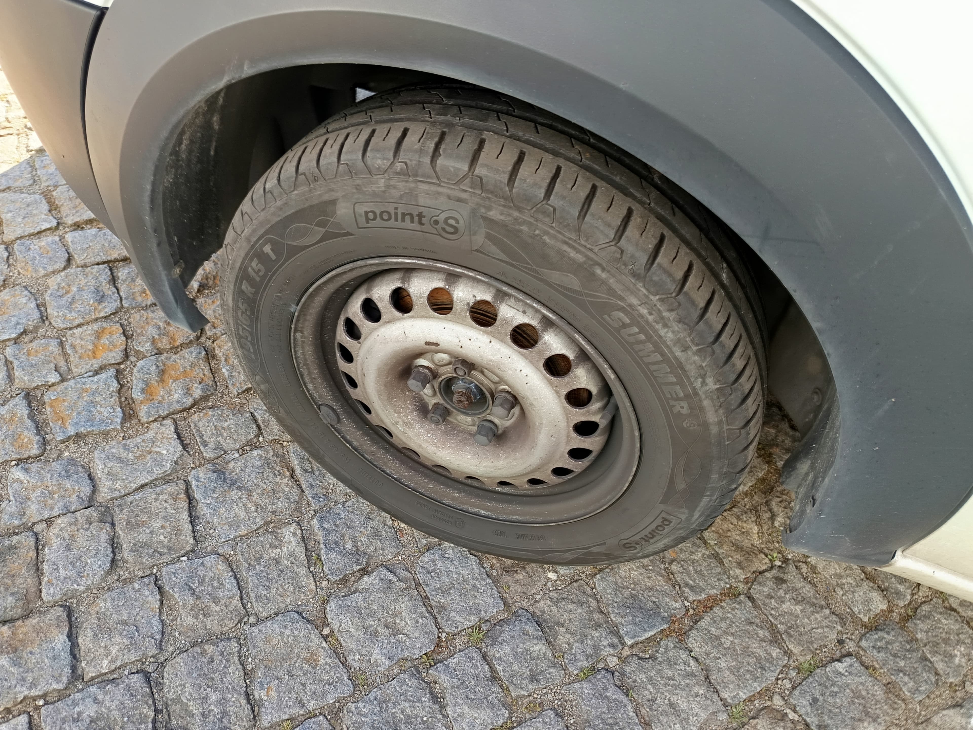 Ford Transit Connect · Ano 2009 — imagem 13