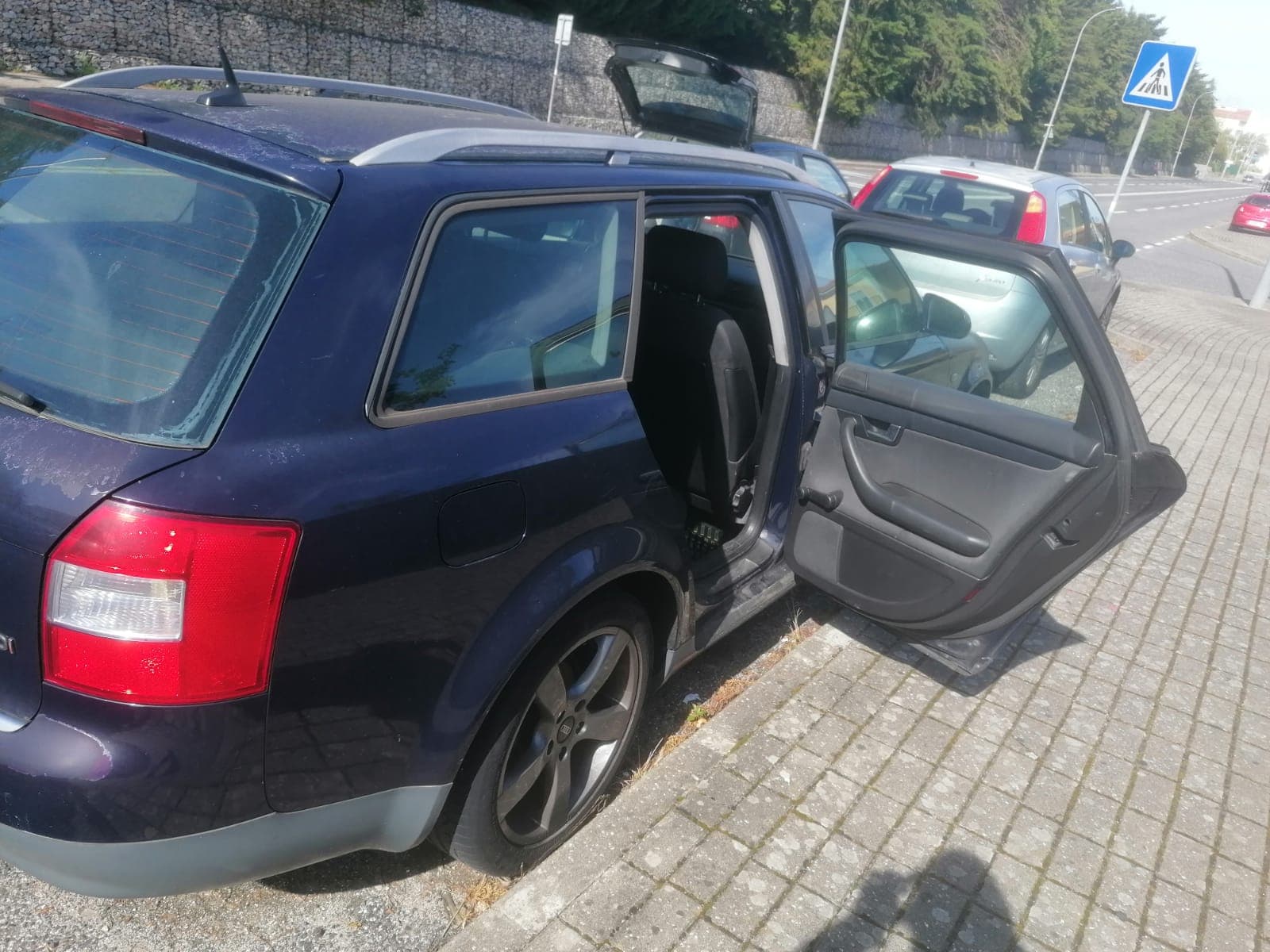 Audi A4 1.9 TDI · Ano 2002 — imagem 5