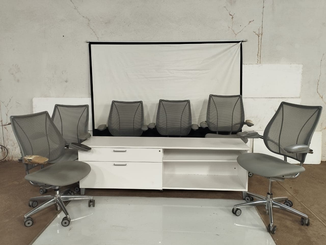 Cadeiras giratórias | Rack para TV — imagem 1