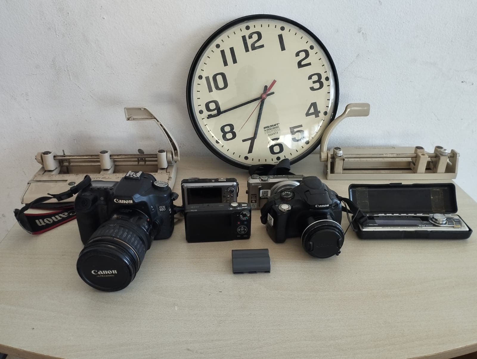 Diverso equipamento — imagem 1