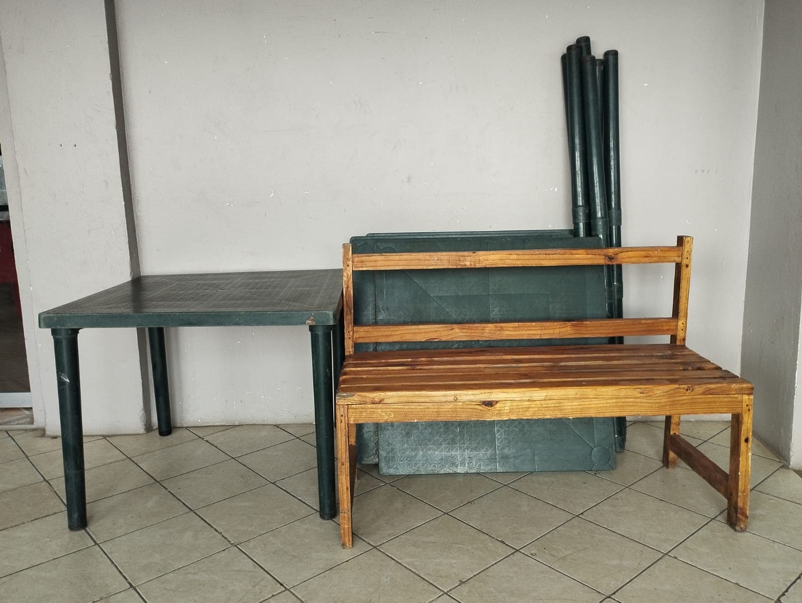 Furniture — image 1